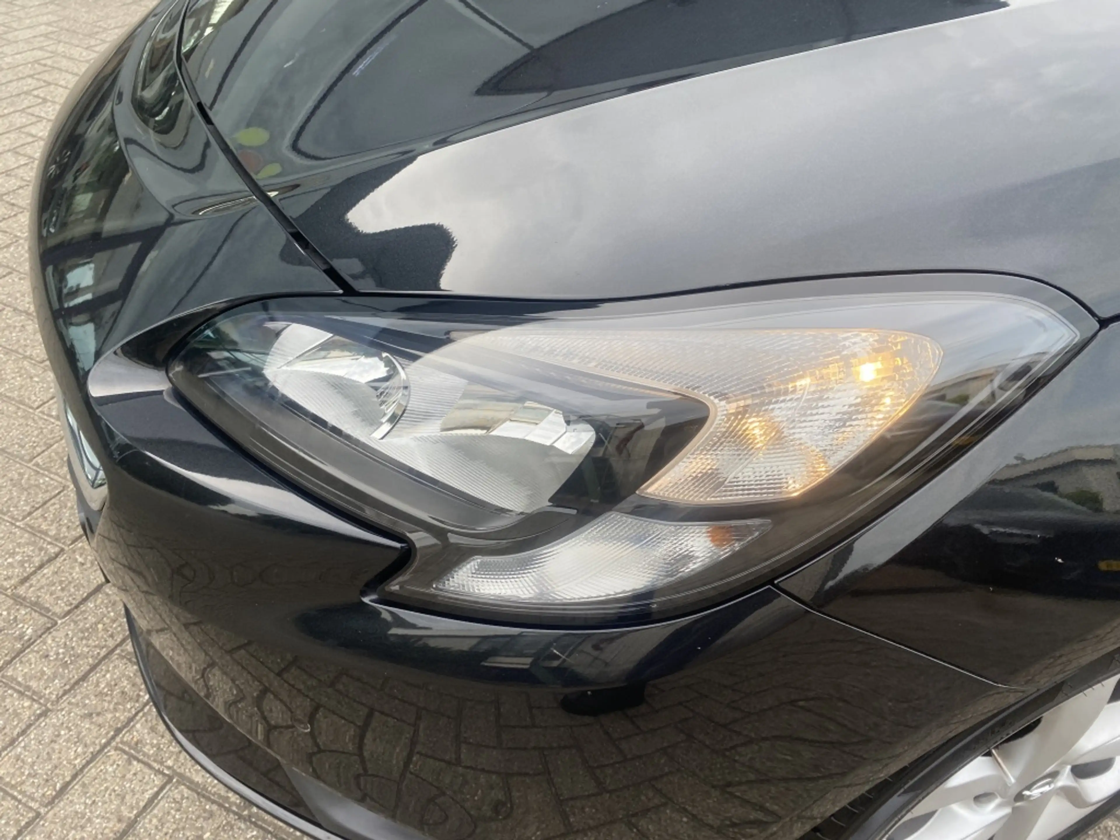 Opel Corsa 1.0T 66KW/90PK 5D — photo 2