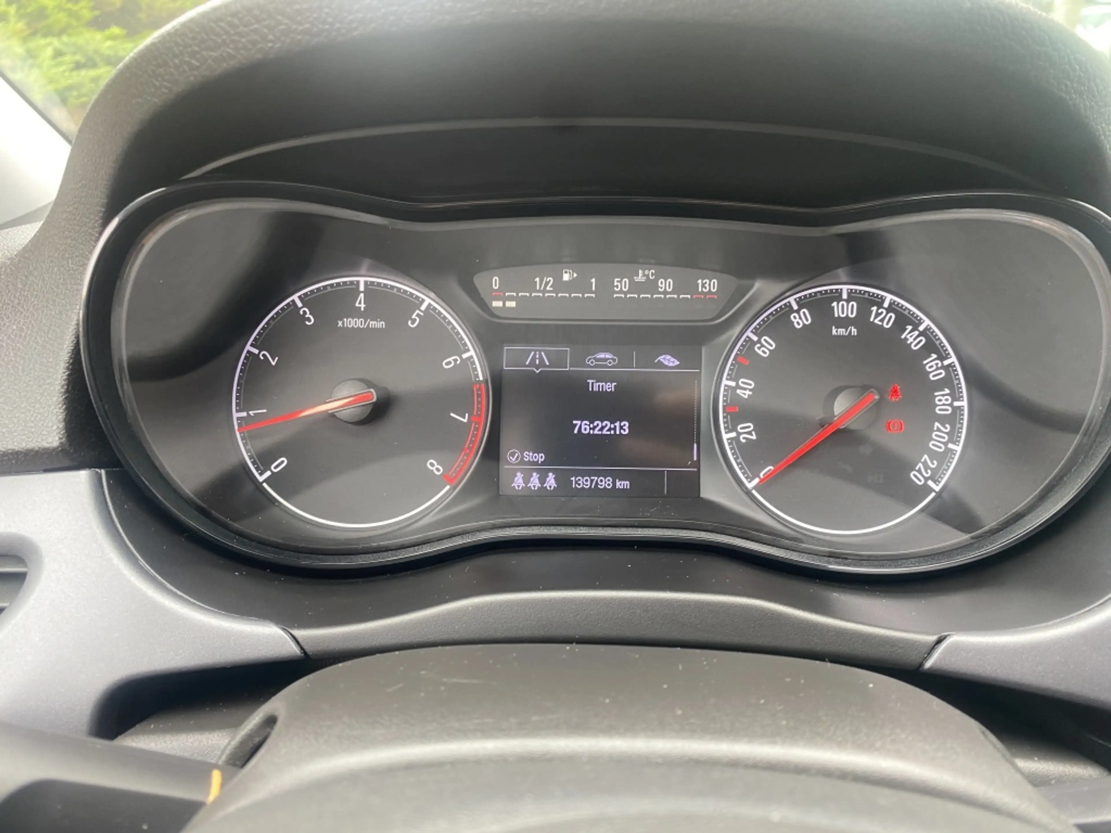 Opel Corsa 1.0T 66KW/90PK 5D — photo 12