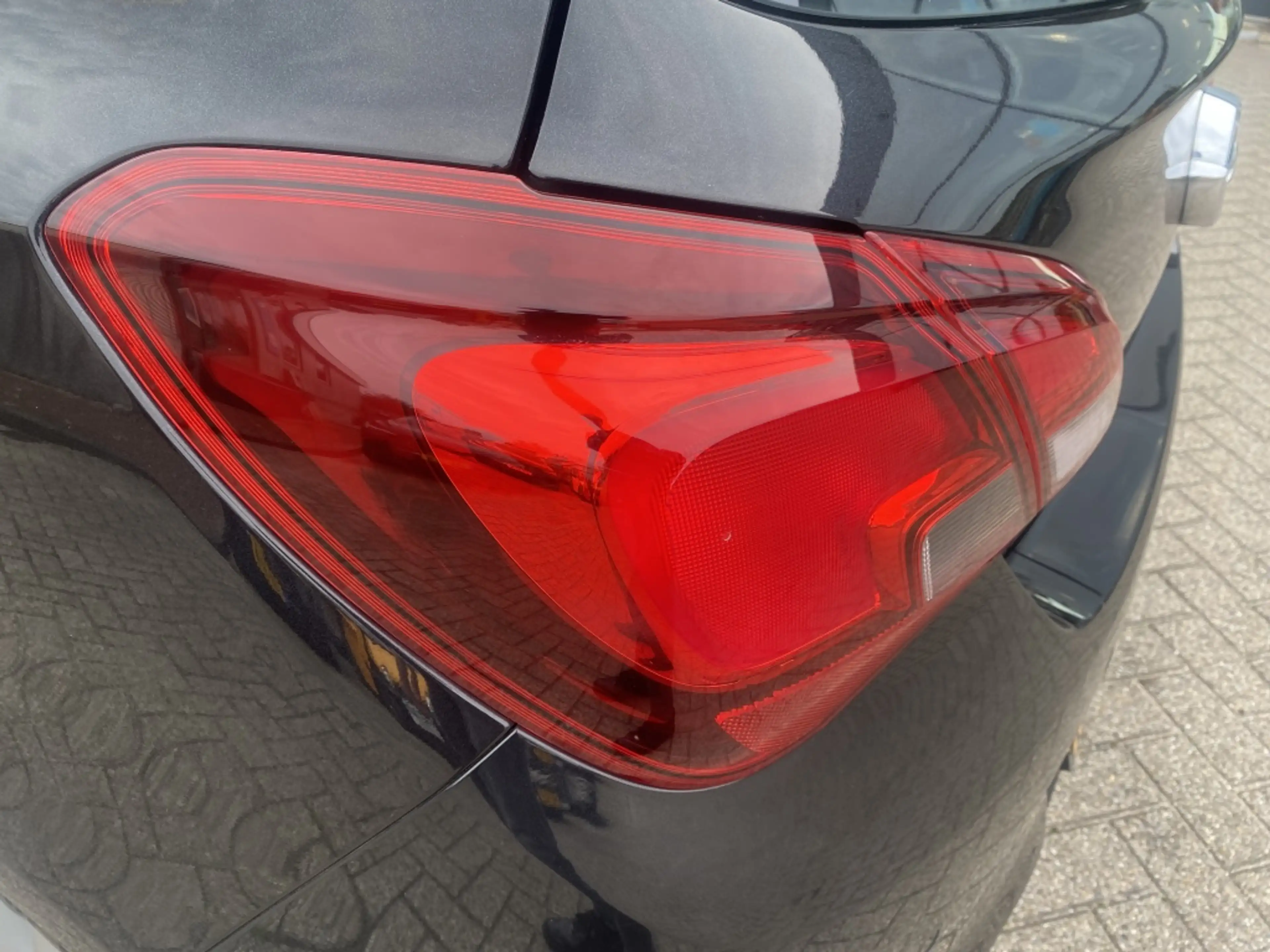 Opel Corsa 1.0T 66KW/90PK 5D — photo 8