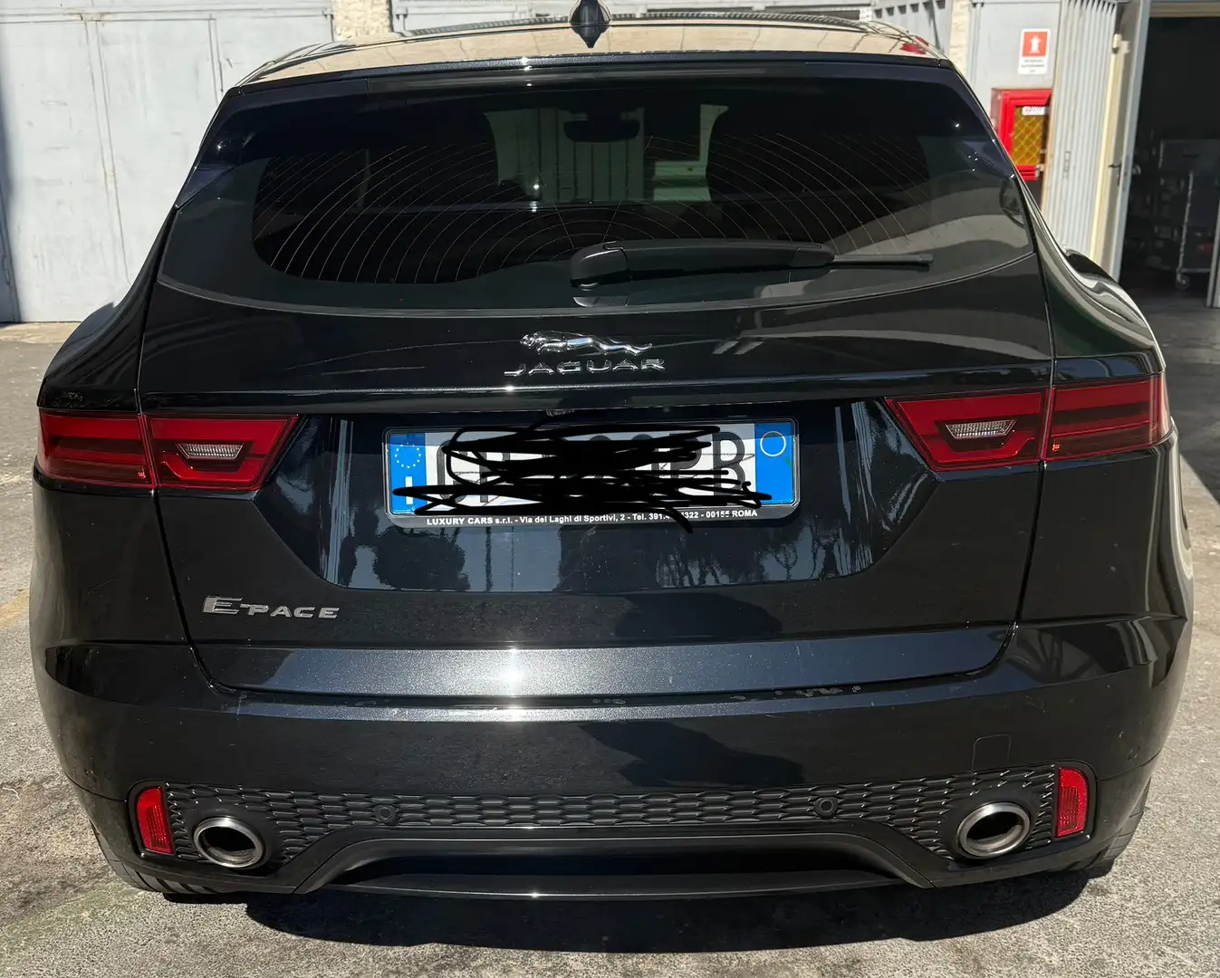Jaguar E-Pace 2.0d i4 R-Dynamic SE awd 150 cv auto my19 - 1