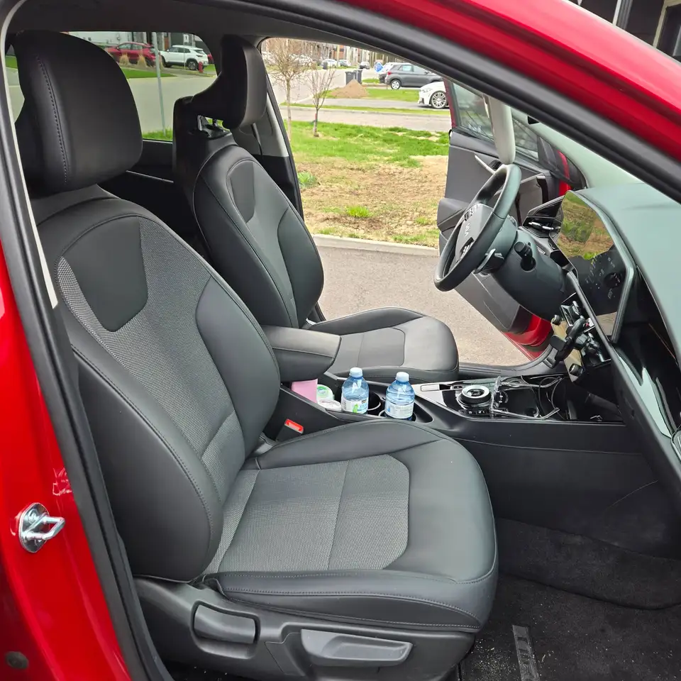 Kia Niro снимка Kia Niro