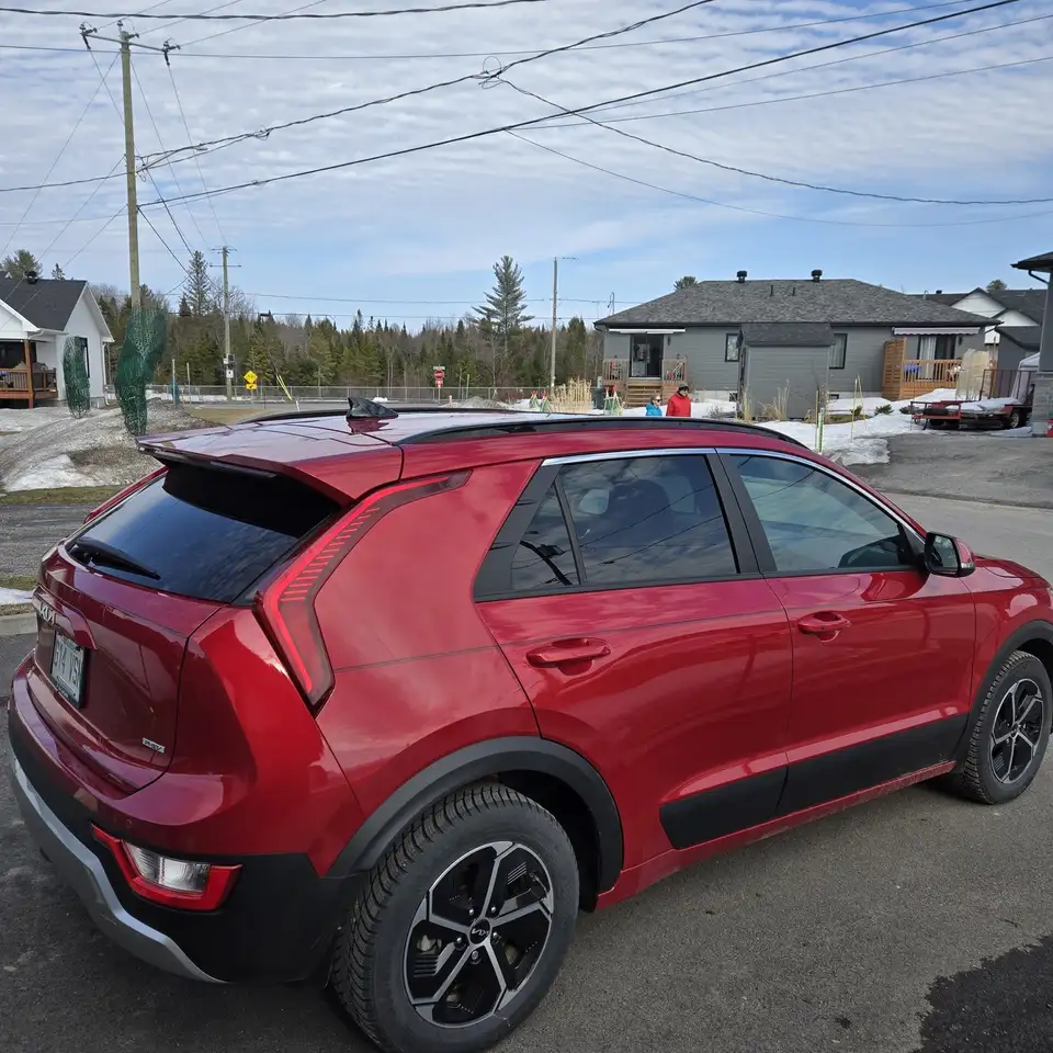 Kia Niro снимка Kia Niro