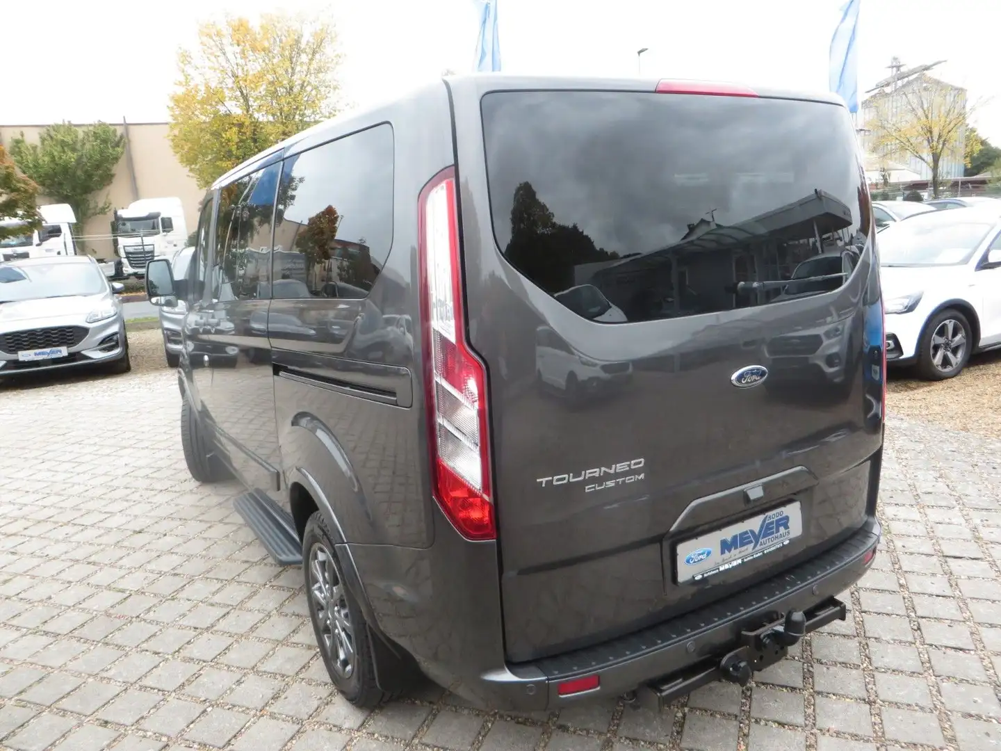 Ford Transit Tourneo Custom Tinaium X L1 , Automatik Grau - 2