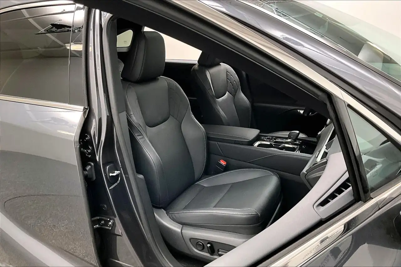 Lexus RX photo Lexus RX
