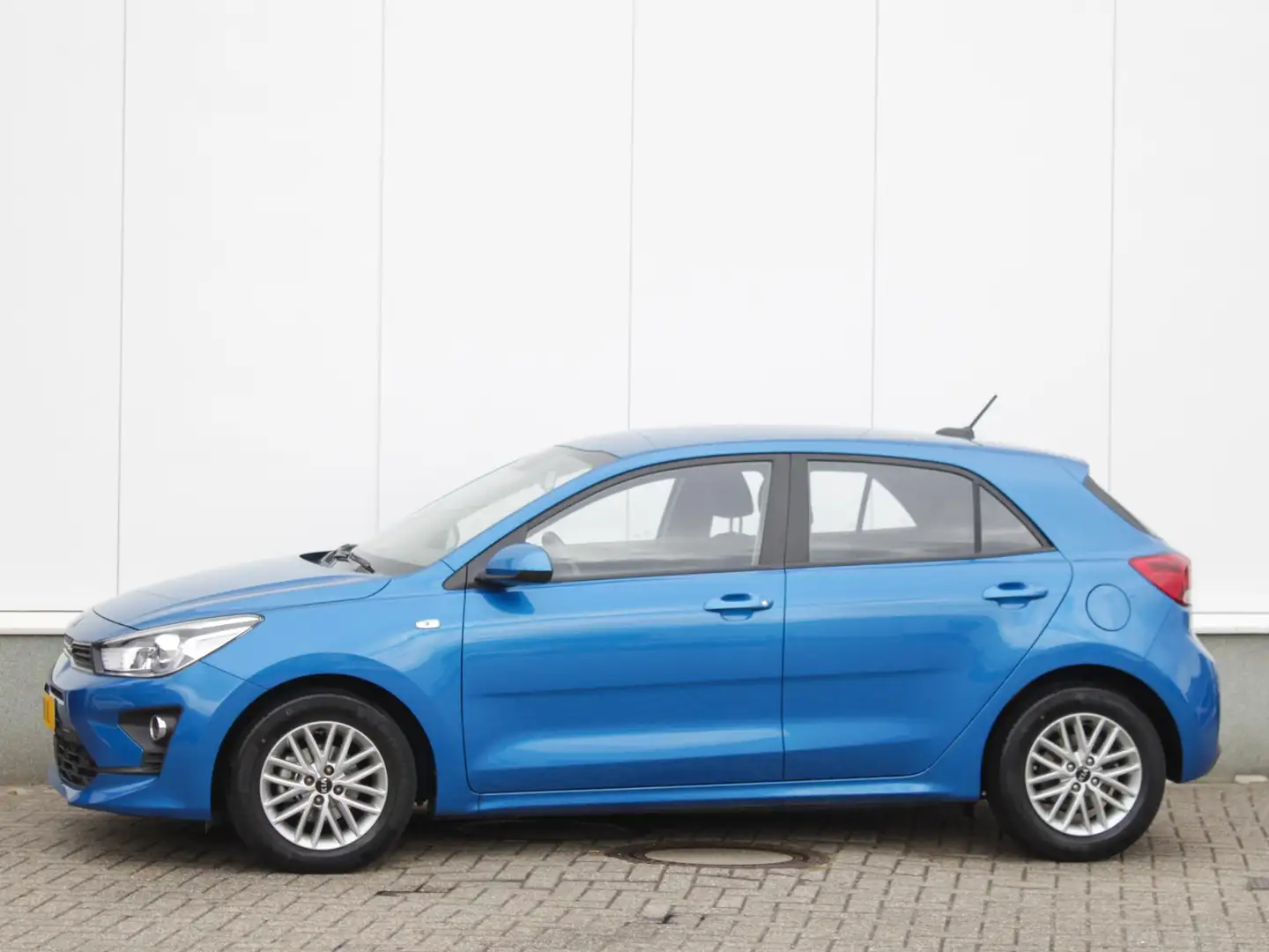 Kia Rio 1.2 DynamicLine | Carplay/A. Auto | Adap. Cruise | Blauw - 2
