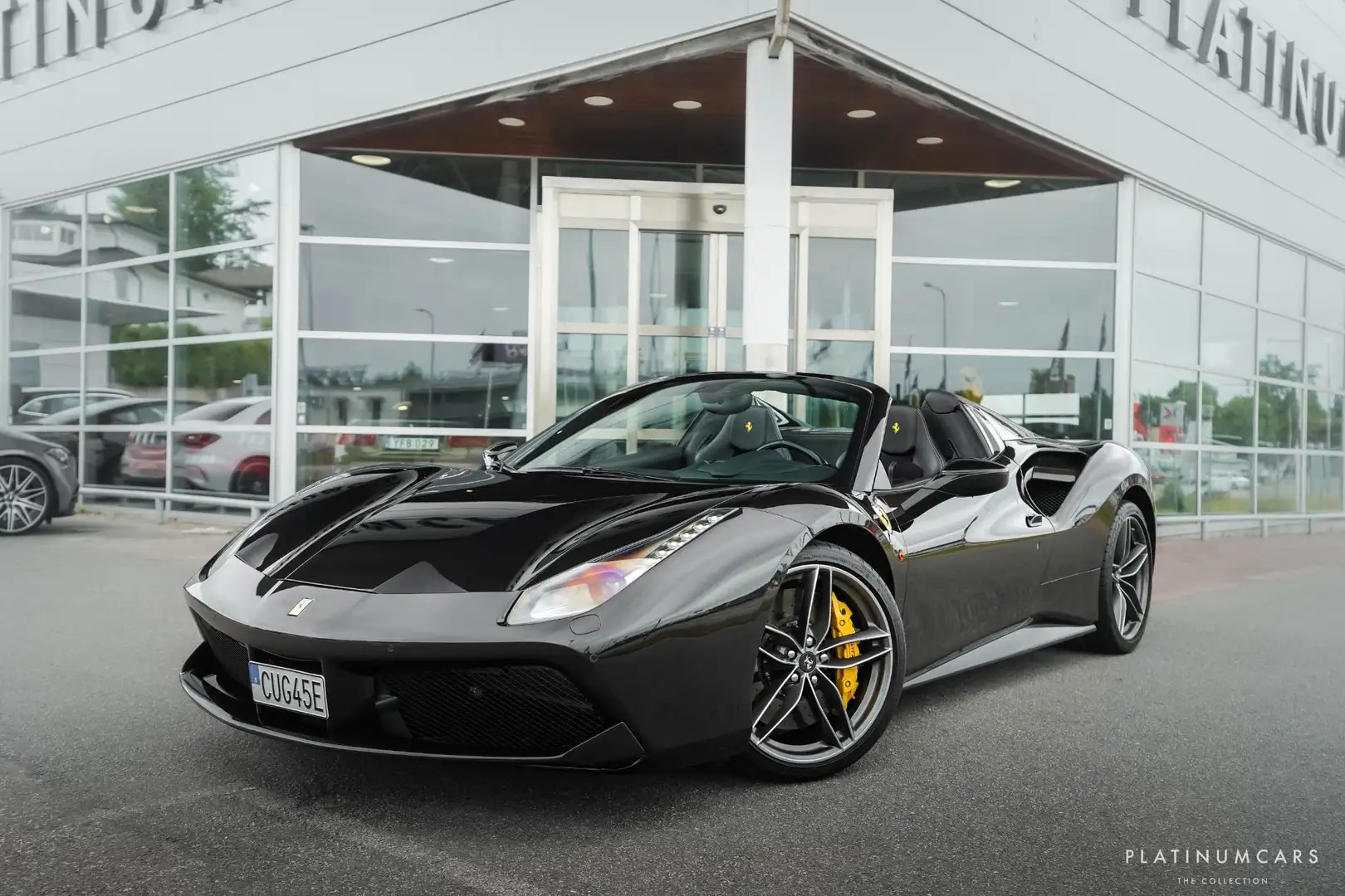 Ferrari 488 Spider V8 3.9 T 670 ch - Carbone - Lift Noir - 1