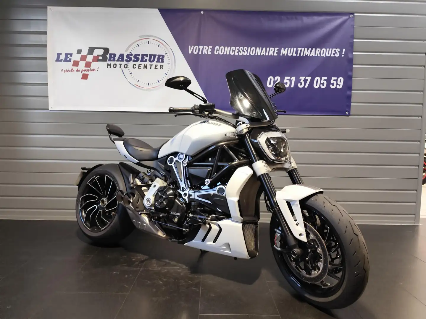 Ducati XDiavel Blanc - 1