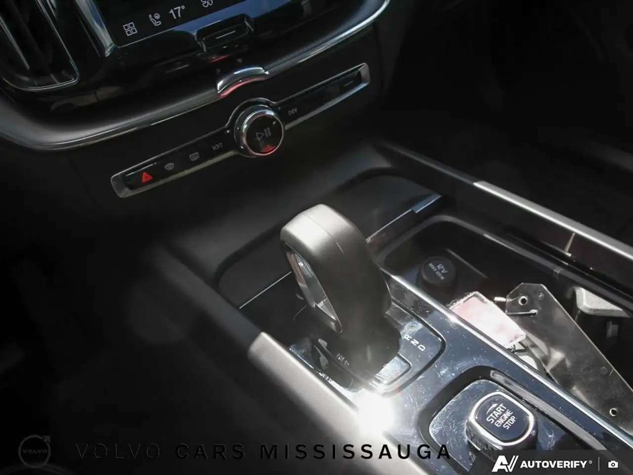 Volvo XC60 снимка Volvo XC60