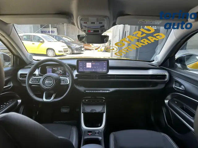 Jeep Avenger view 14
