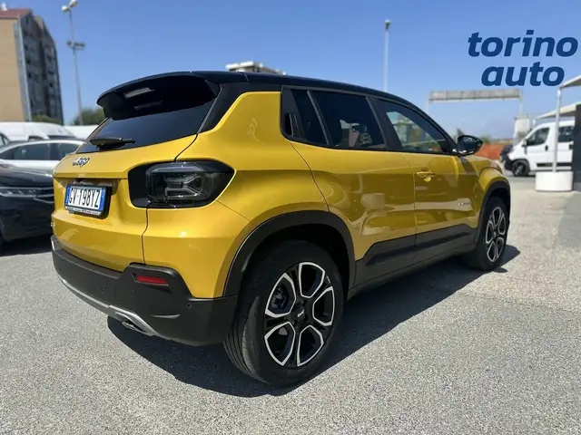 Jeep Avenger view 7