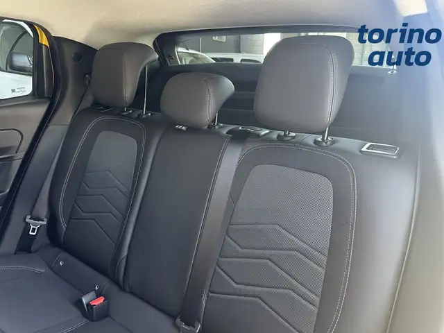 Jeep Avenger view 12