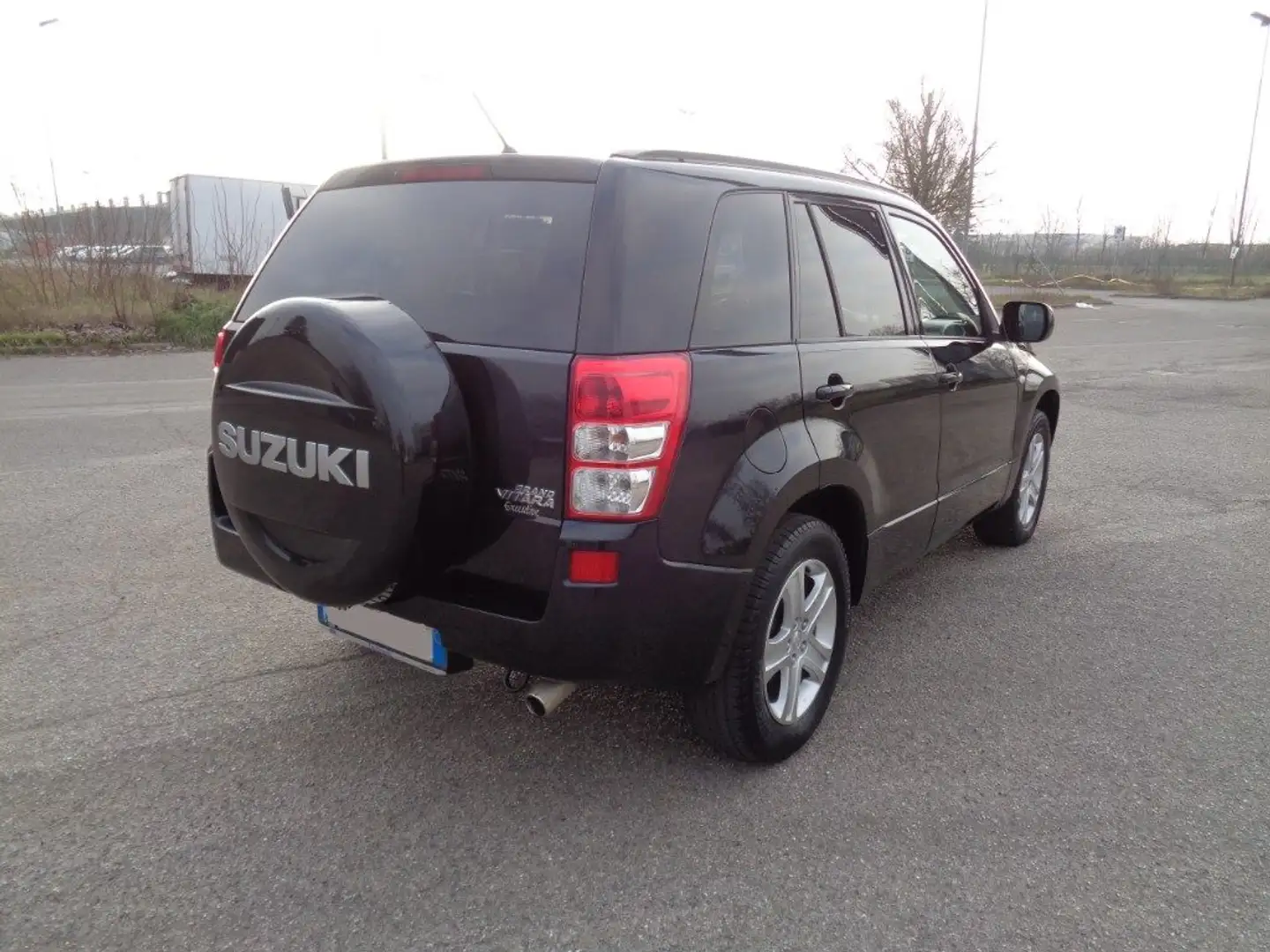 Suzuki Grand Vitara 1.9 DDiS 5 porte 4x4 EXECUTIVE Zwart - 2