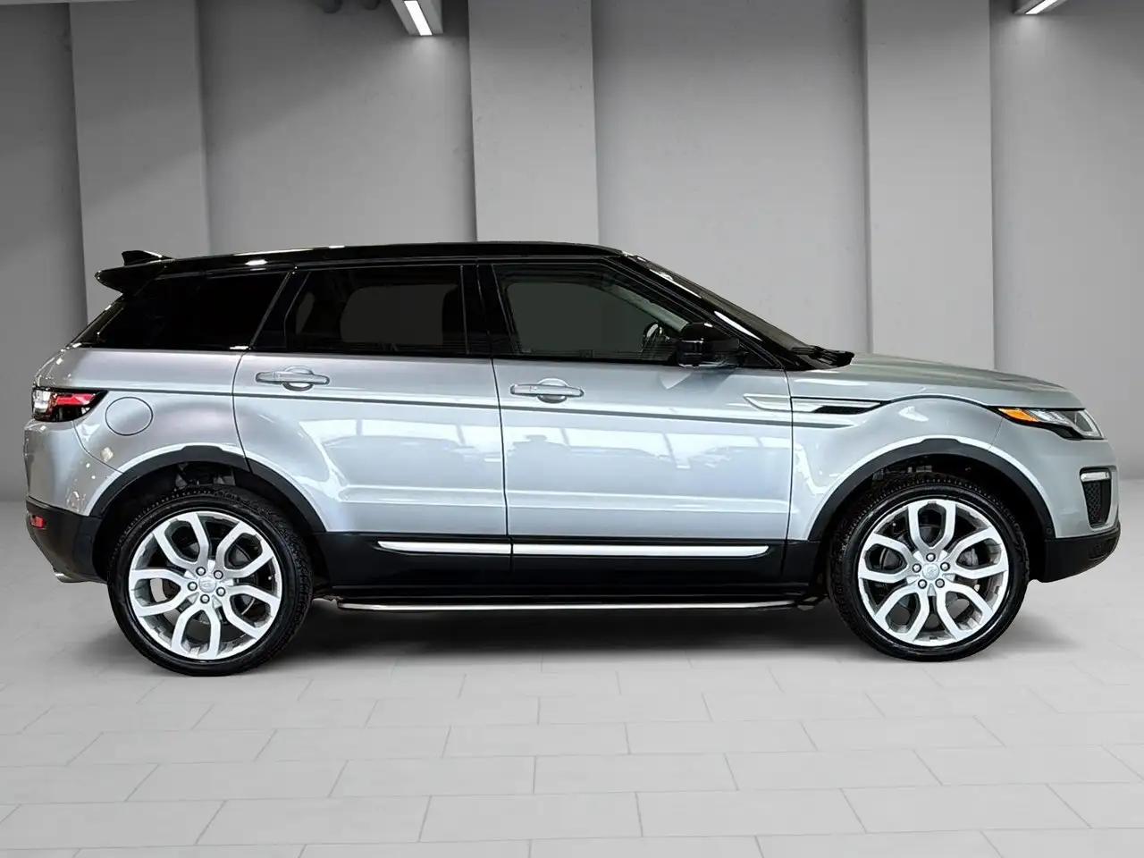 Land Rover Range Rover Evoque снимка Land Rover Range Rover Evoque