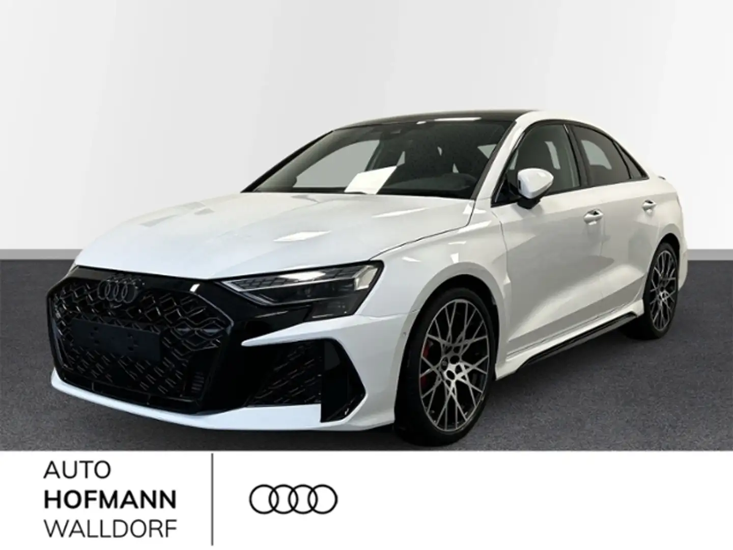 Audi RS3 Limousine 2.5 TFSI quattro S tronic Sportabgas, L Weiß - 1