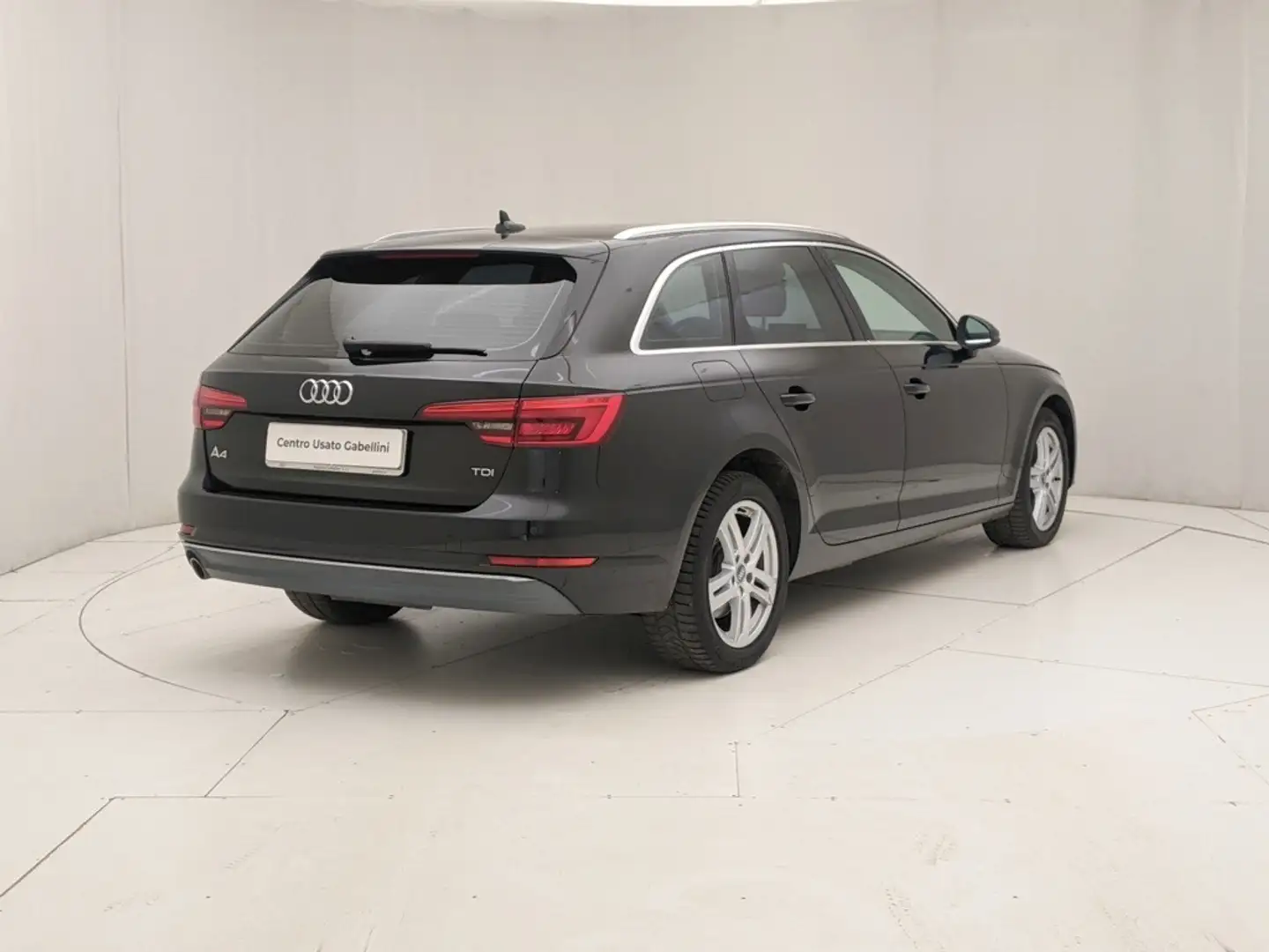 Audi A4 Avant 2.0 TDI 150 CV Business Sport Nero - 2