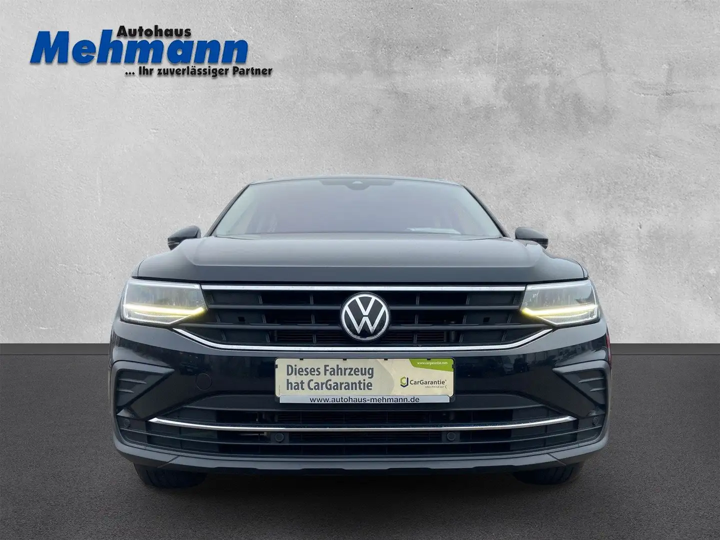 Volkswagen Tiguan 1,5TSI DSG Life Navi*Kam*AHK*Shz v+h*LED Schwarz - 2