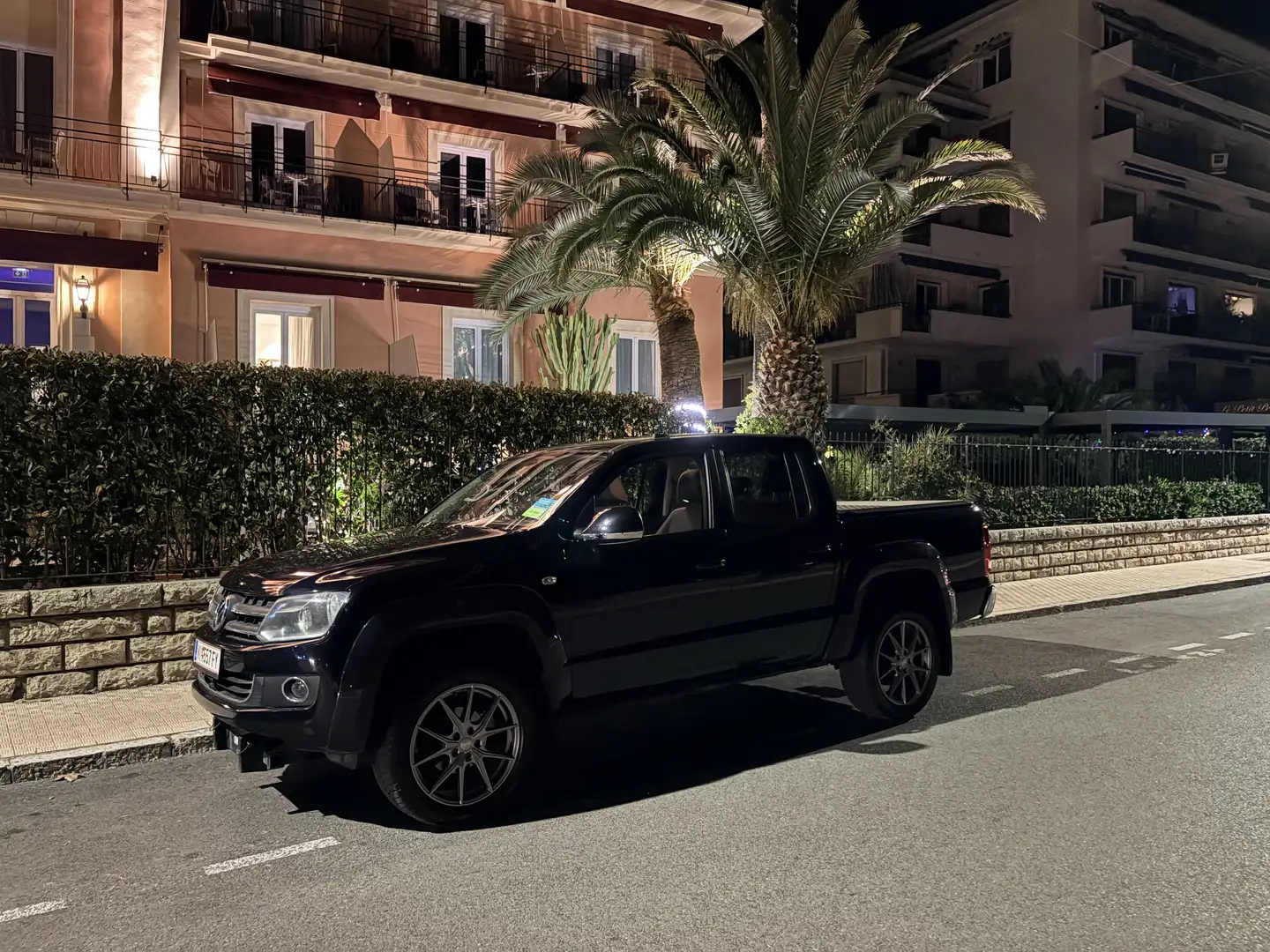 Volkswagen Amarok Schwarz - 1