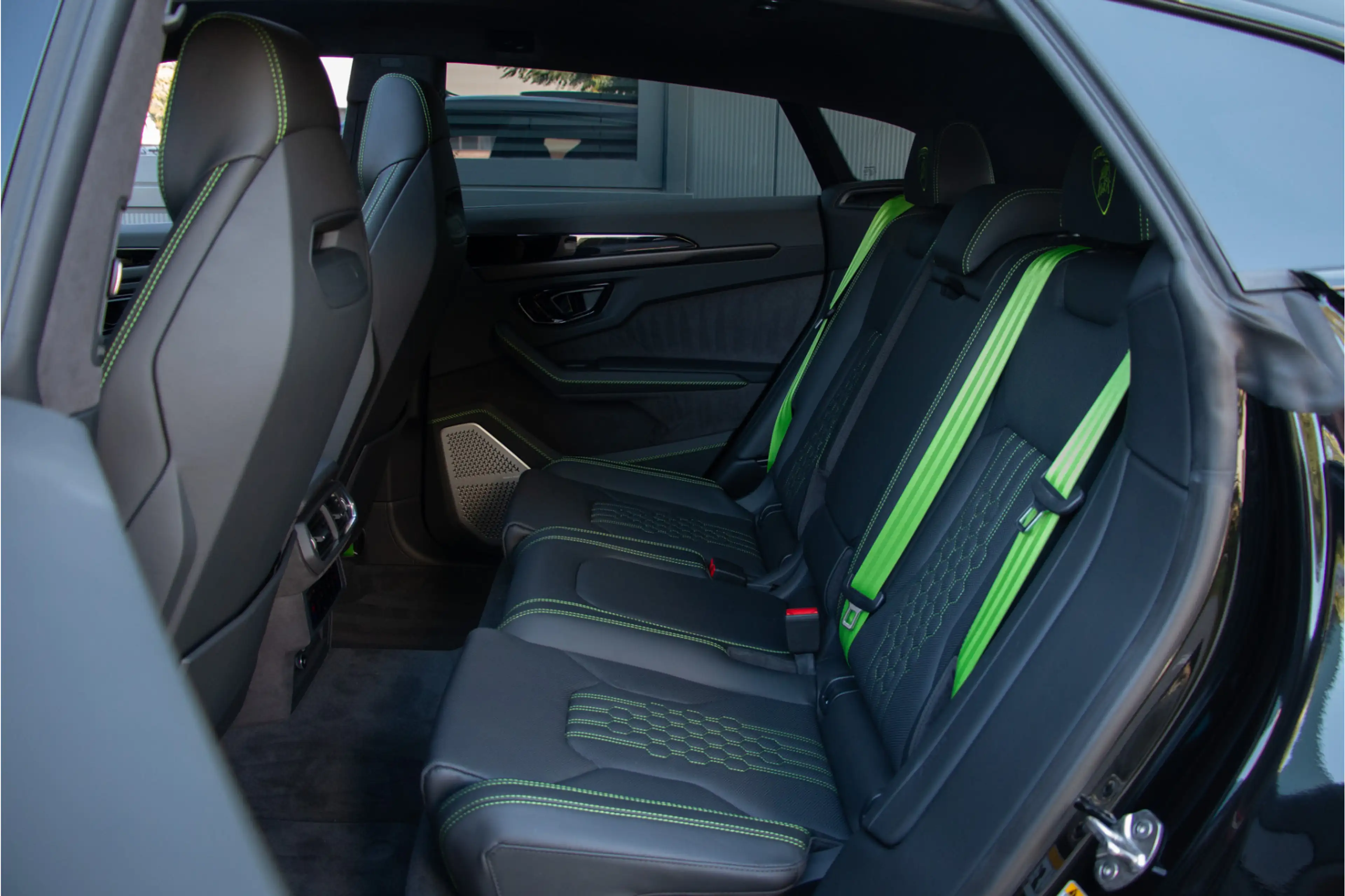 Lamborghini Urus 4.0 V8 Hybrid SE 800PK | B&O+ | Pano | Anima | Cer — photo 6