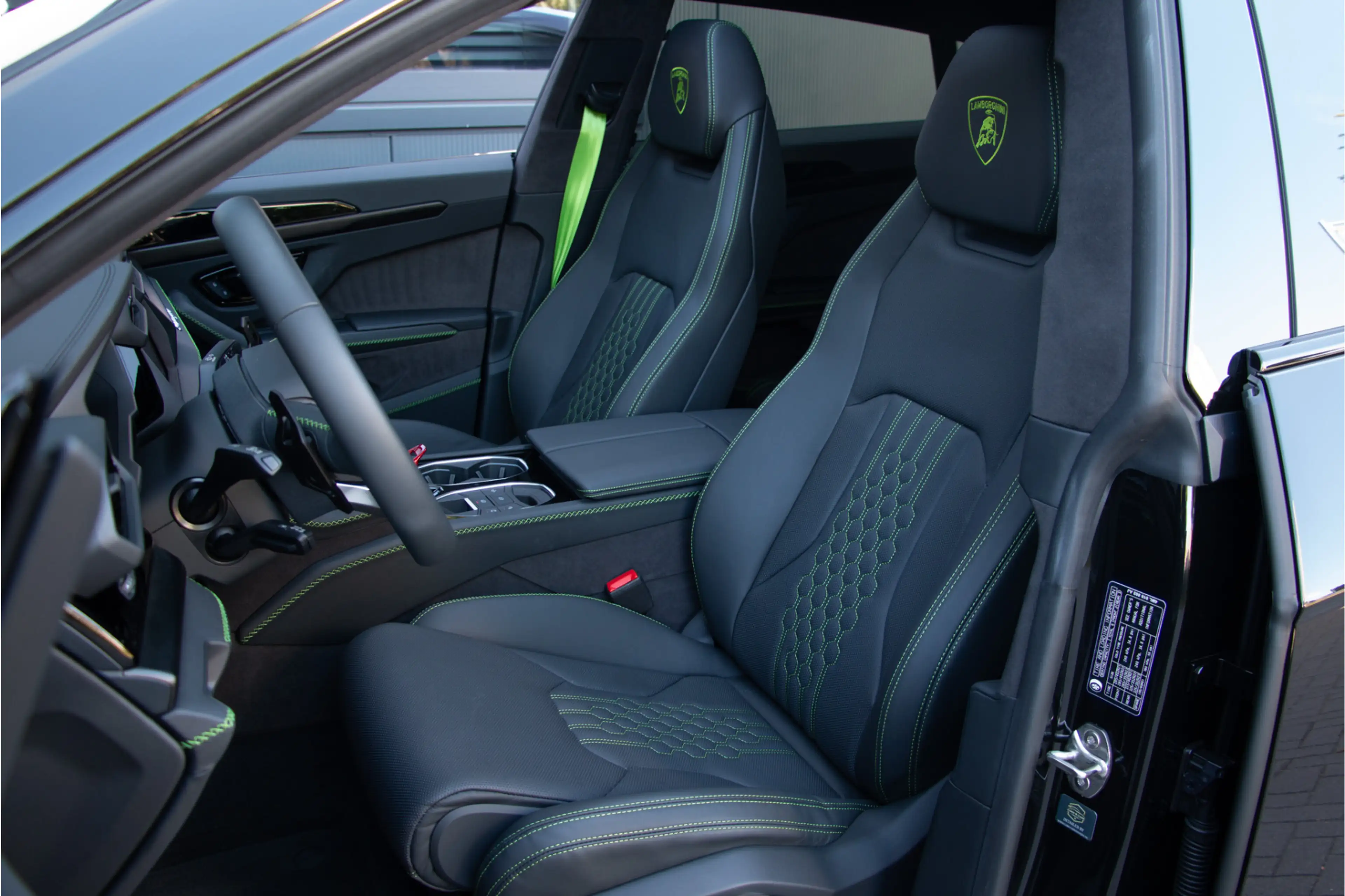 Lamborghini Urus 4.0 V8 Hybrid SE 800PK | B&O+ | Pano | Anima | Cer — photo 5