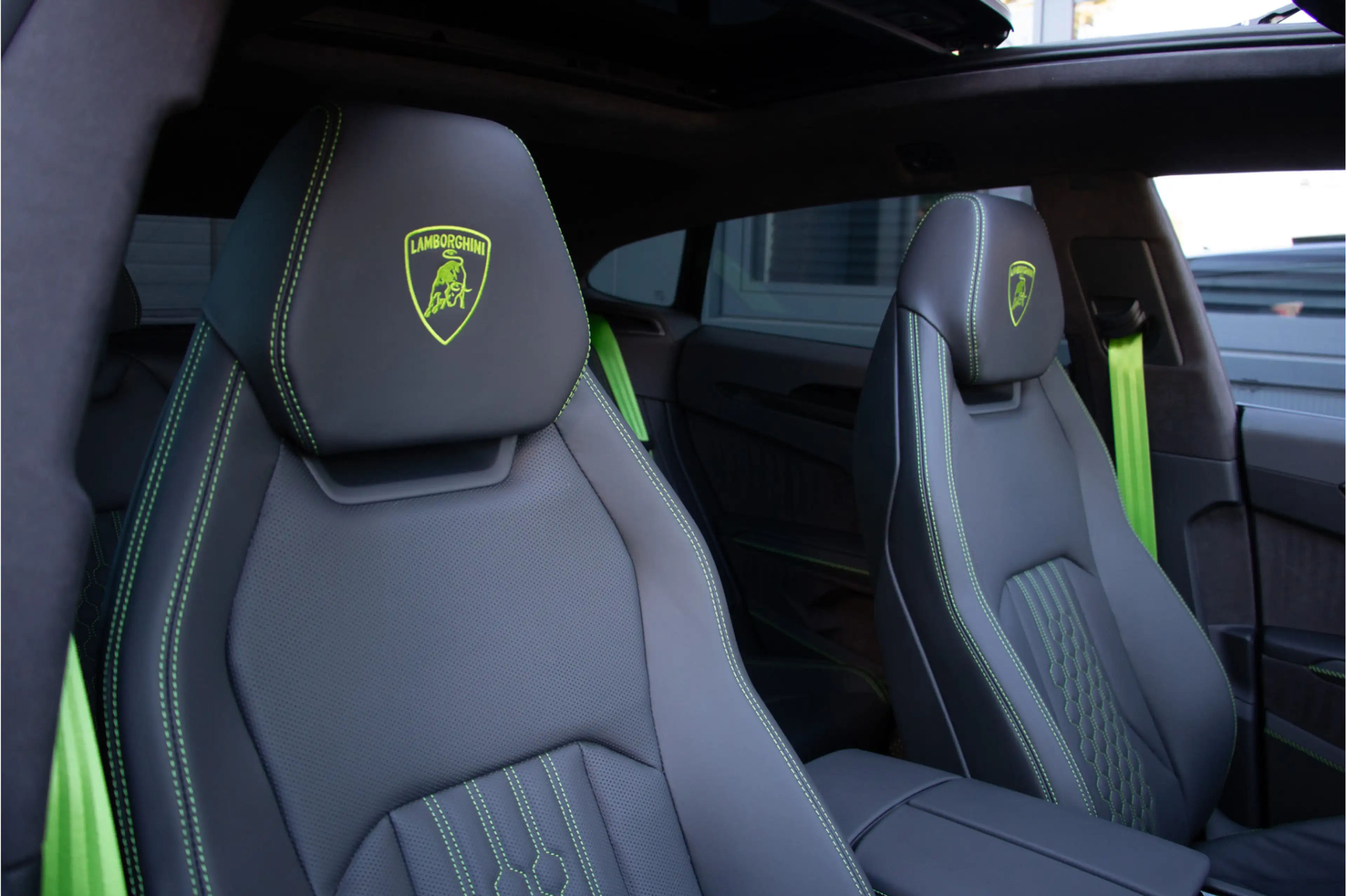Lamborghini Urus 4.0 V8 Hybrid SE 800PK | B&O+ | Pano | Anima | Cer — photo 14
