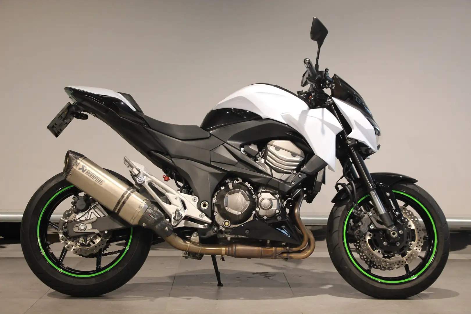 Kawasaki Z 800 ABS Blanc - 1