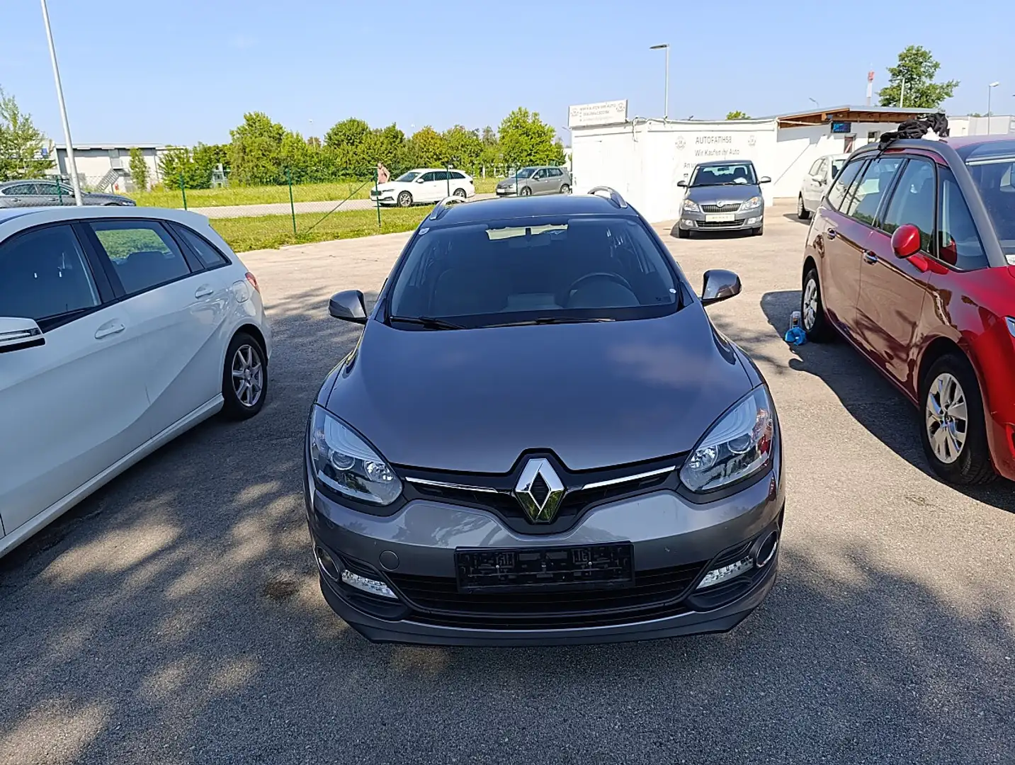 Renault Megane Mégane 1.5 dCi 110 FAP Dynamiq Grau - 1