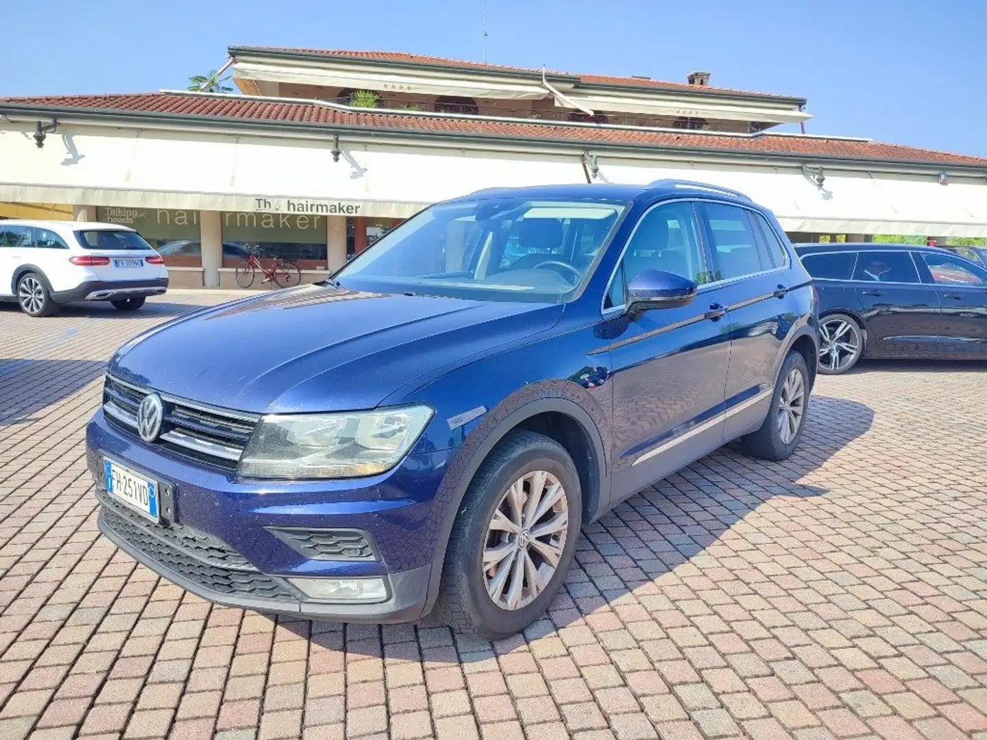 Volkswagen Tiguan 2.0 TDI SCR DSG 4MOTION Executive BMT Blu/Azzurro - 2
