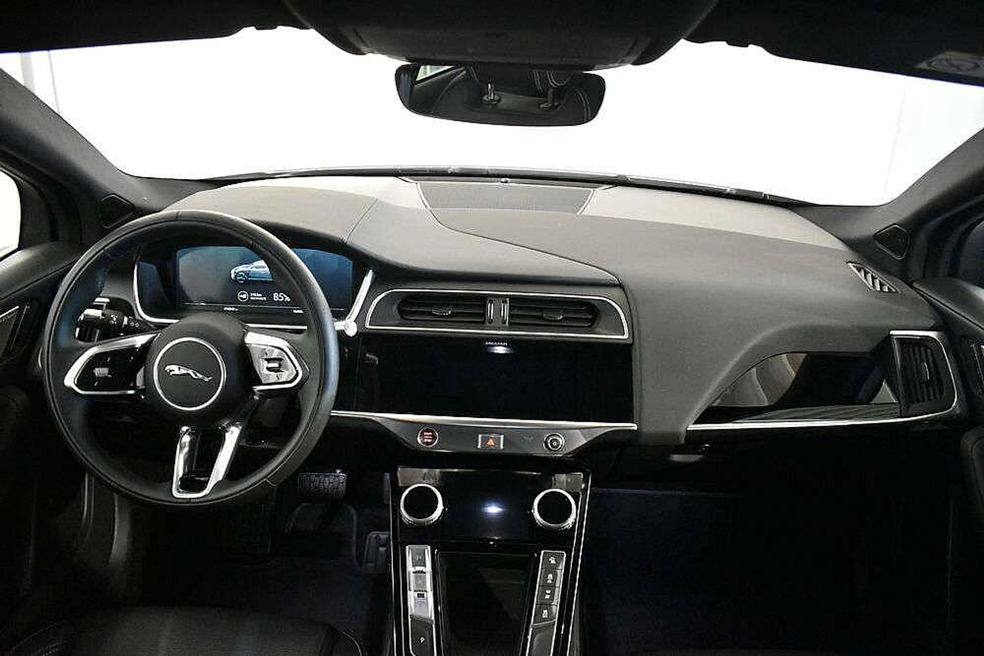 Jaguar I-Pace Austria Edition EV320 90kWh AWD — photo 8