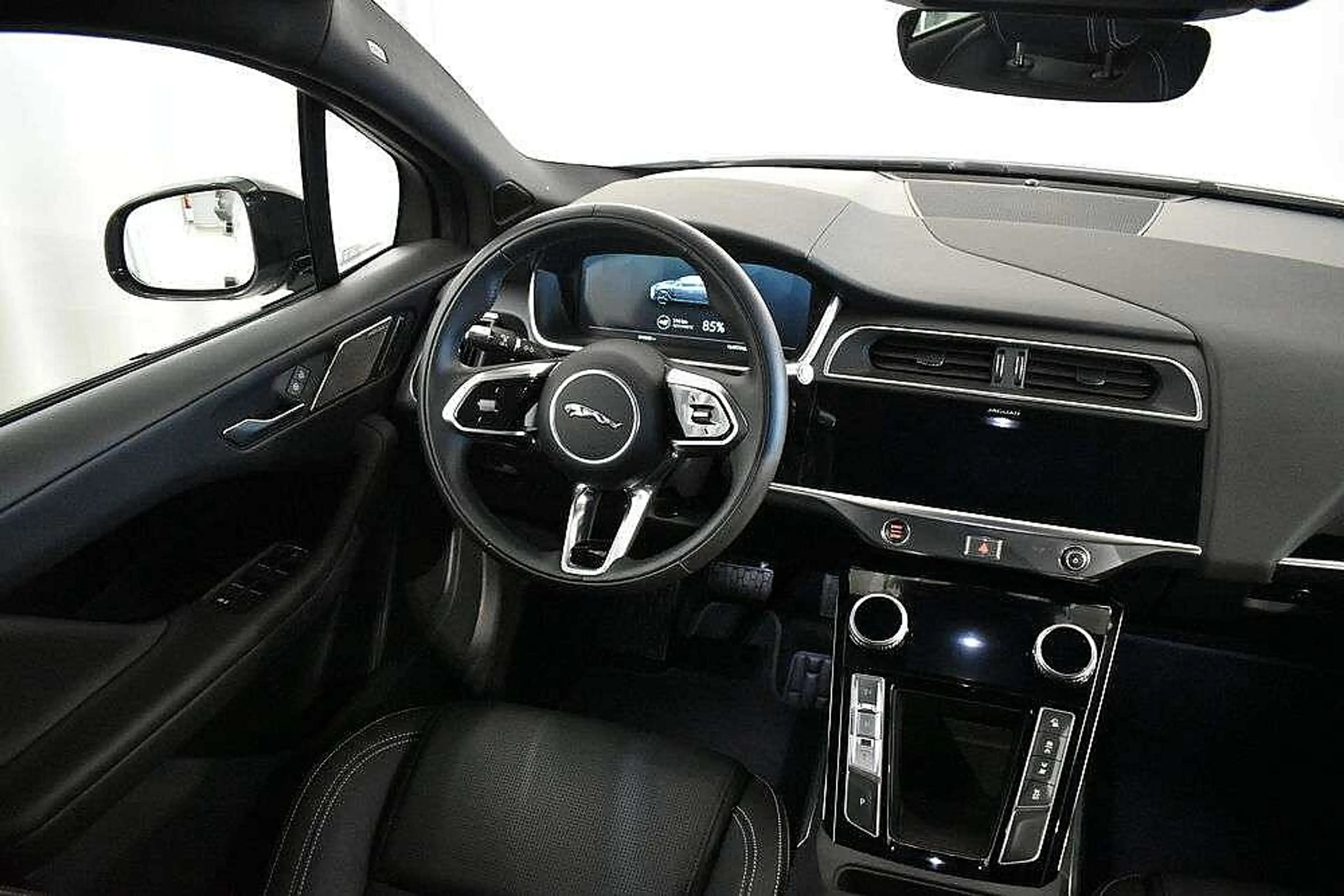 Jaguar I-Pace Austria Edition EV320 90kWh AWD — photo 13