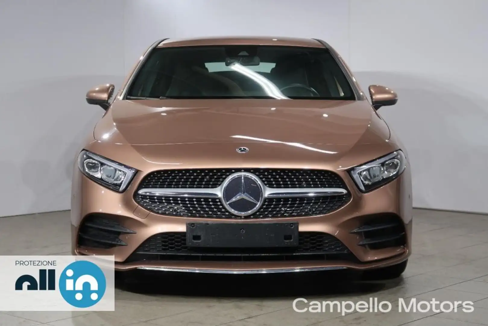 Mercedes-Benz A 200 d Automatic AMG Бронзовий - 2