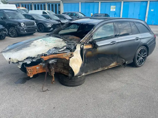 Mercedes-Benz E 53 AMG E 53 T 4M+ *Performance*Night*Multibeam*360°Cam*