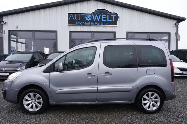 Peugeot Partner 1.6 1.Hand lück.Scheckheft Nav AHK