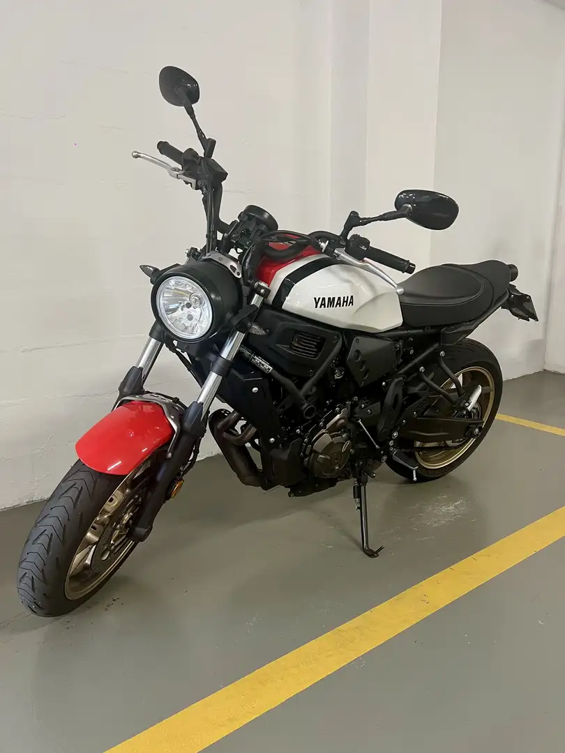 Yamaha XSR 700 - 2