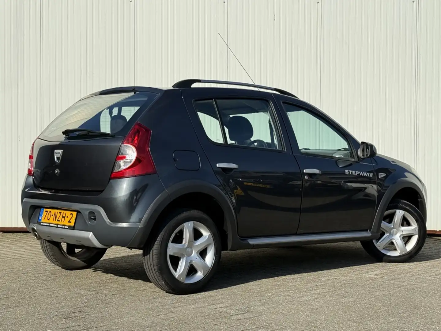 Dacia Sandero 1.6 Stepway NAP Airco 1e eigenaar Сірий - 2