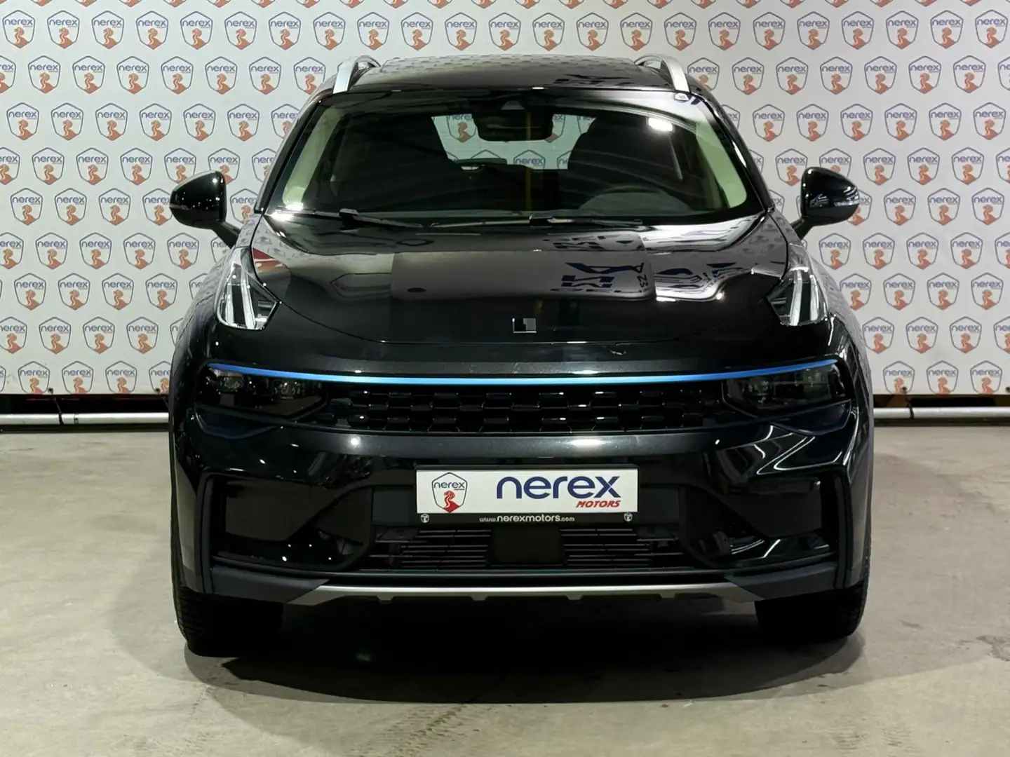 Lynk & Co 01 1.5/MILD HYBRIDE/PANO/PILOT ASIST/CAMERA/MEMORY Negro - 2