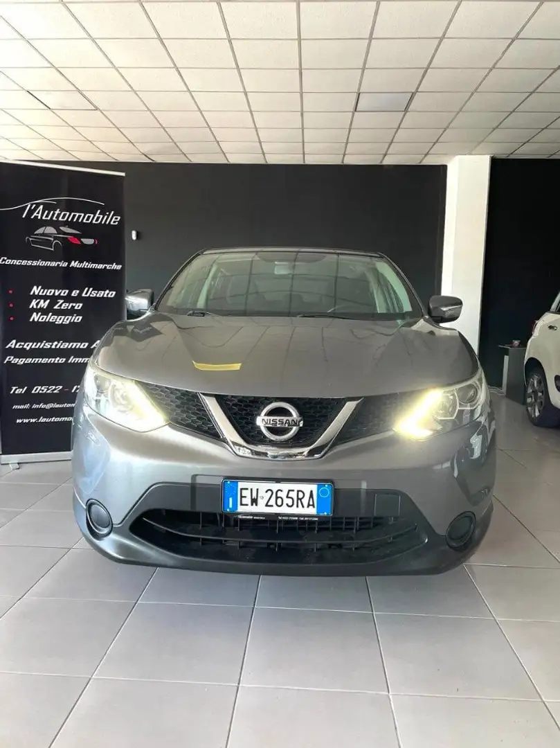 Nissan Qashqai Qashqai 1.5 dCi Visia Grau - 1