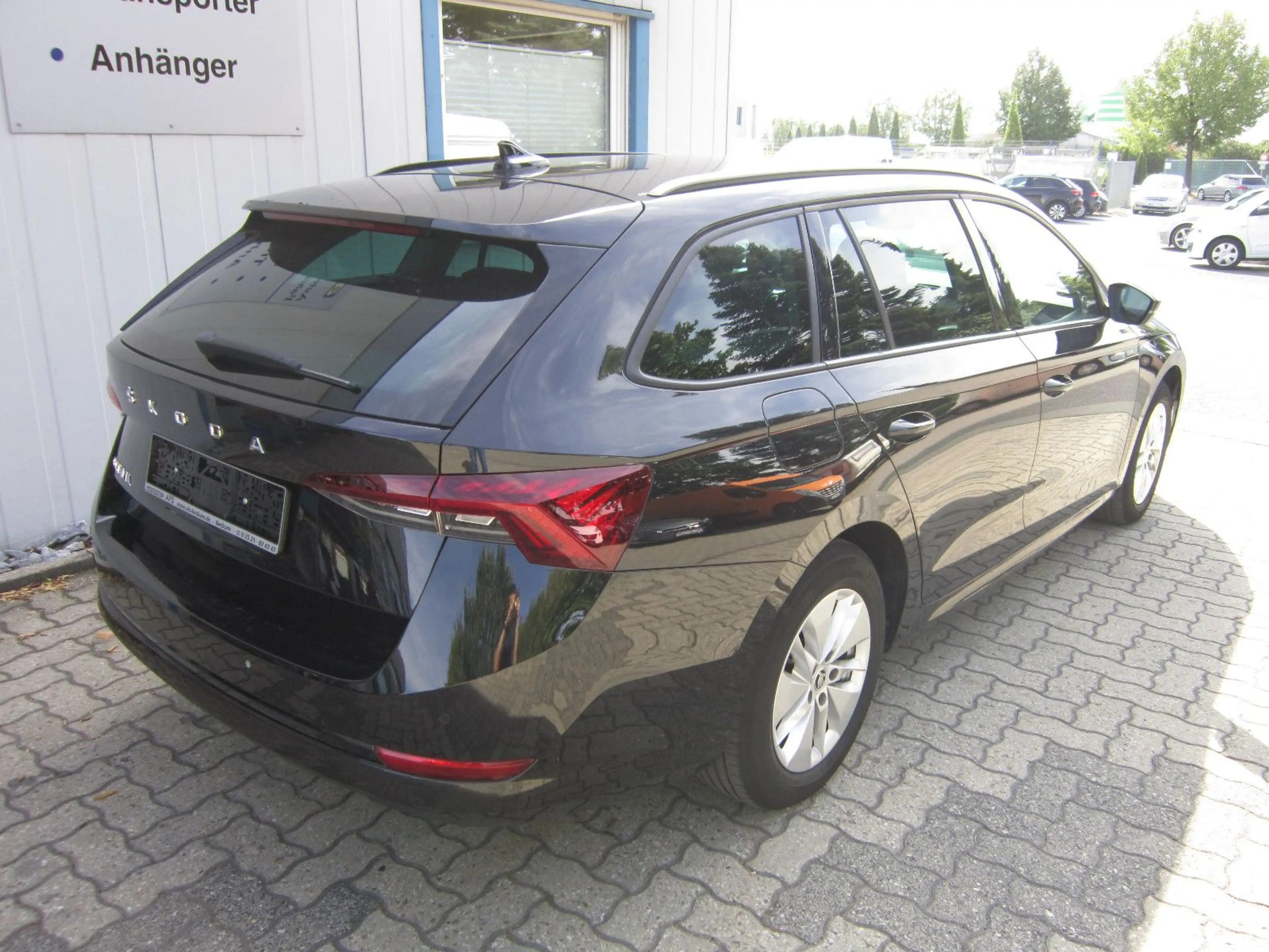 Skoda Octavia Combi Ambition — photo 5
