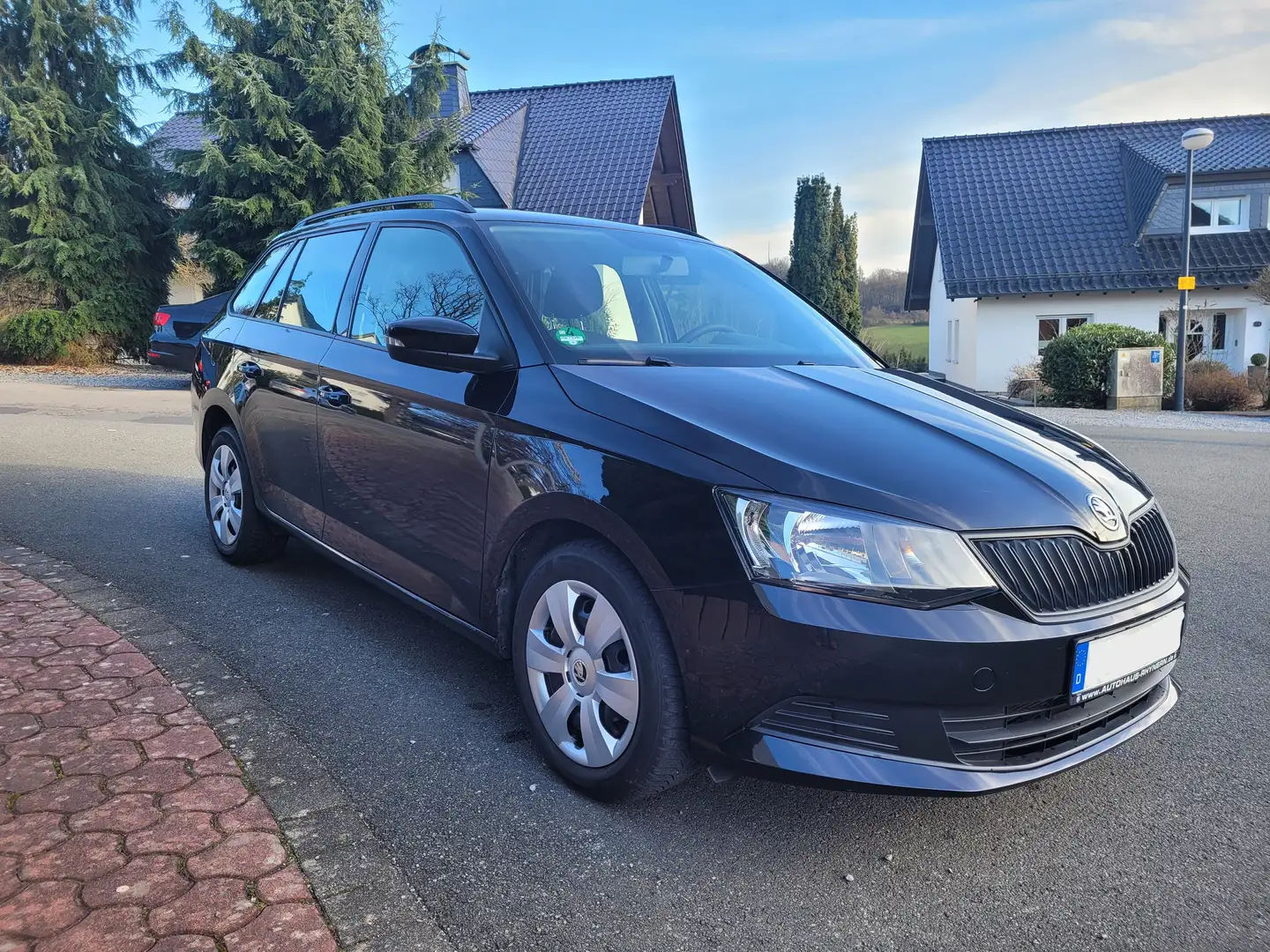 Skoda Fabia Fabia Combi 1.0 TSI Cool Plus Schwarz - 1