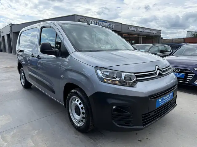Citroen Berlingo view 3