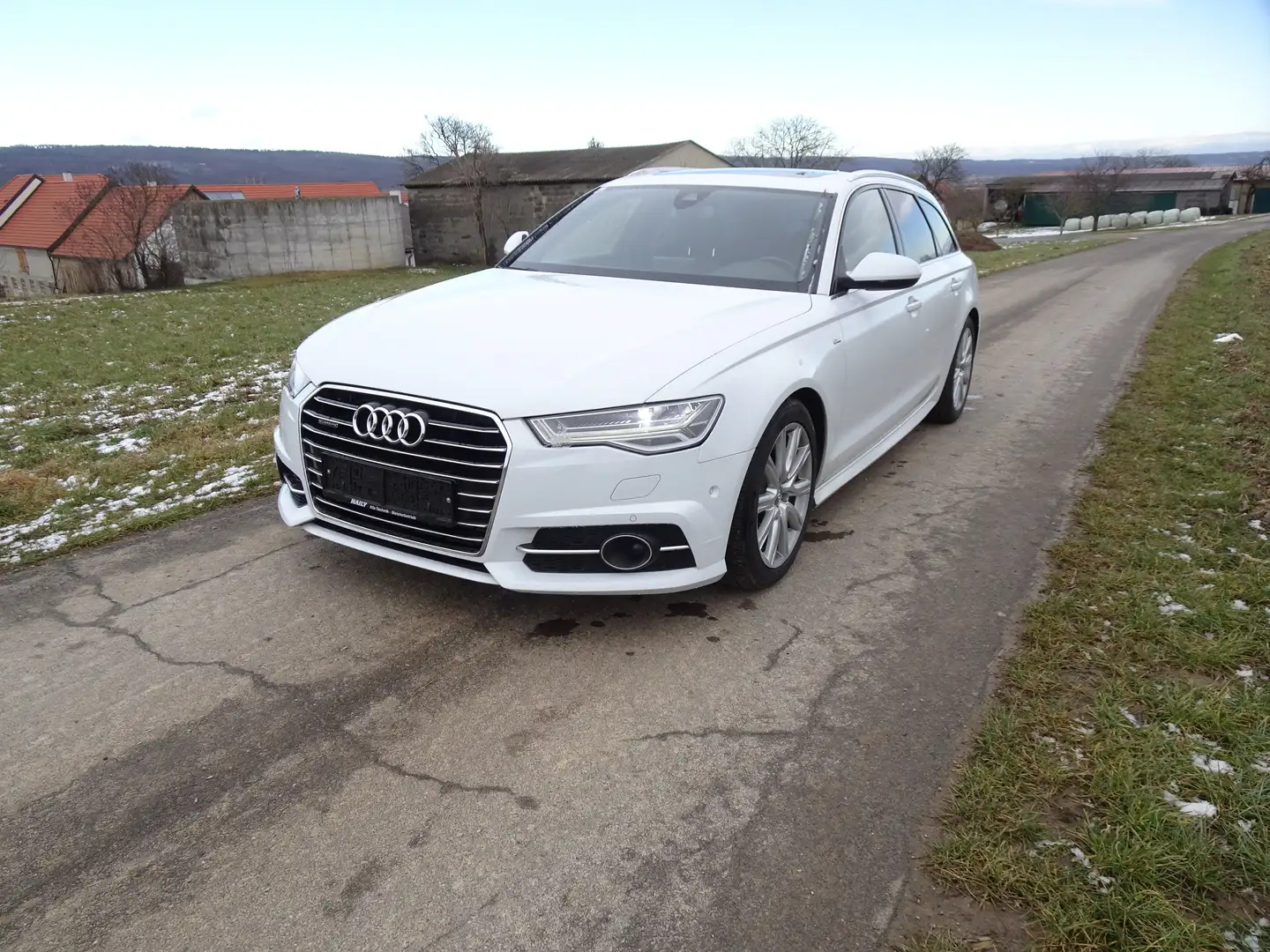 Audi A6 Avant 3,0 TDI clean Diesel Quattro S-tronic Weiß - 2