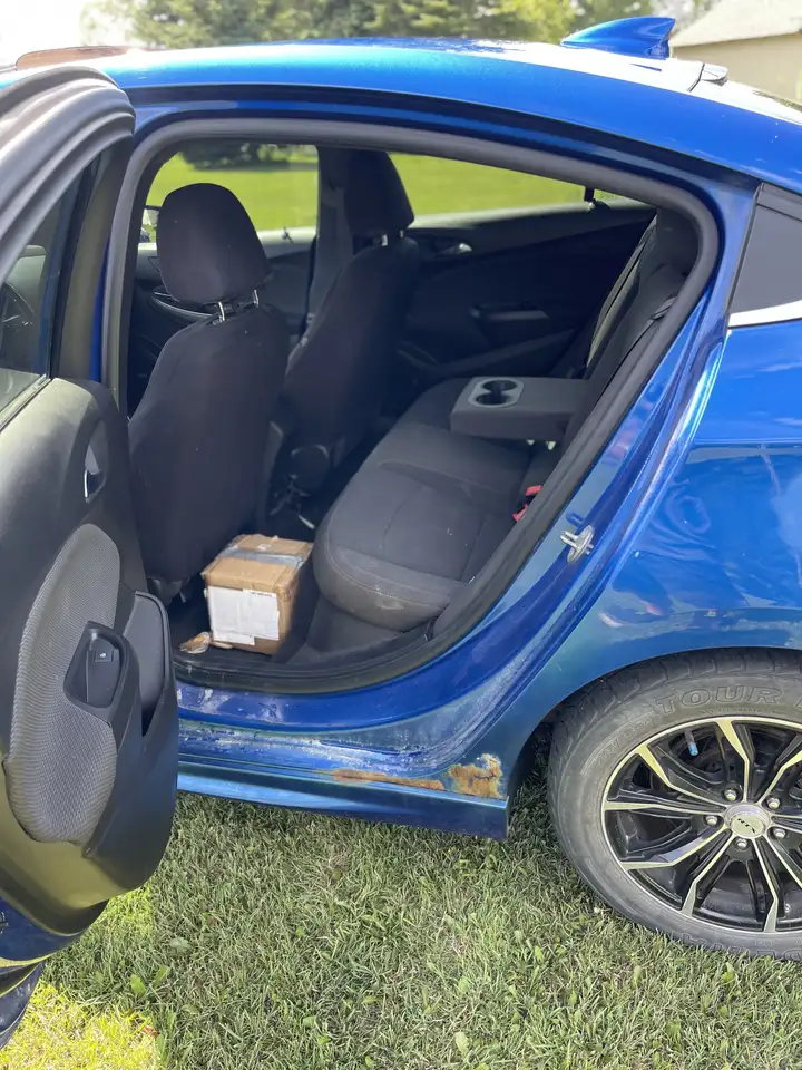olet Cruze снимка olet Cruze