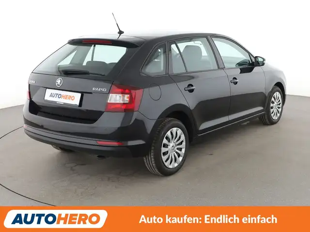 Skoda Rapid view 6