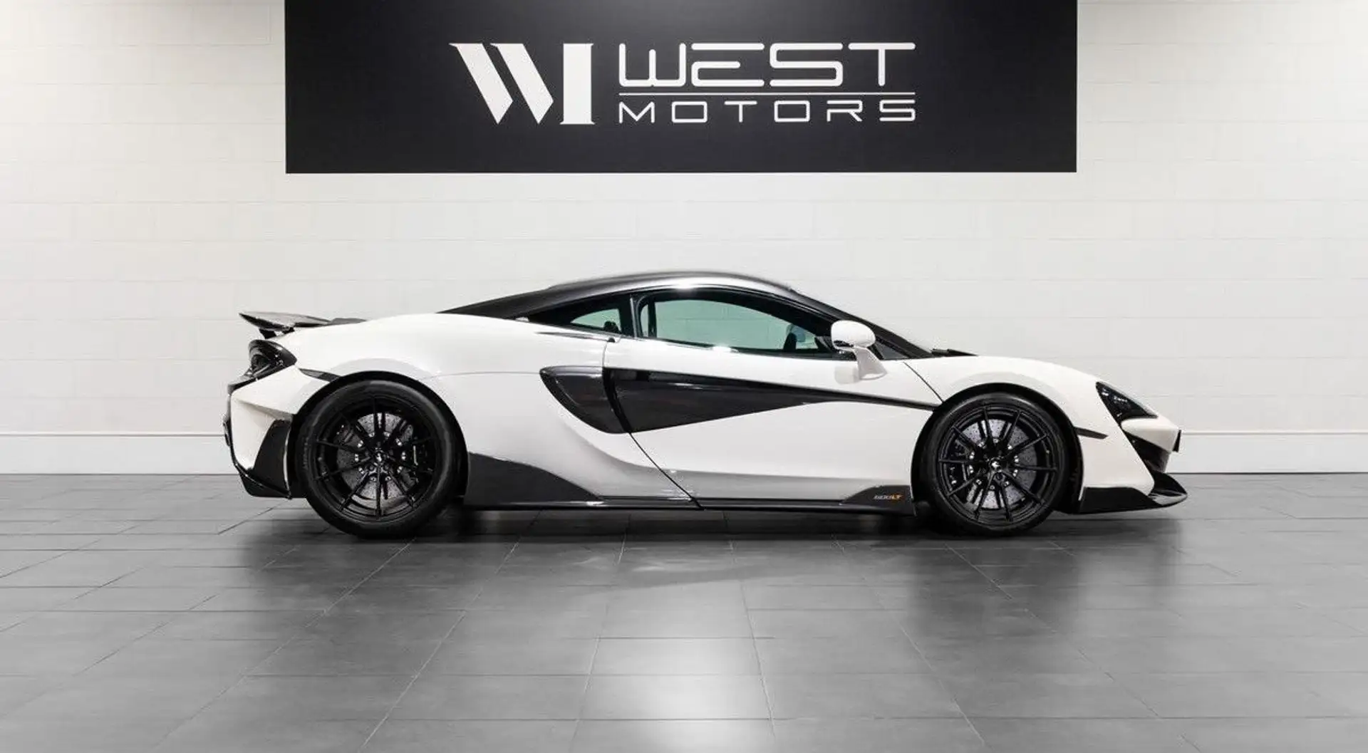맥라렌 600LT 2019 흰색 사진 3