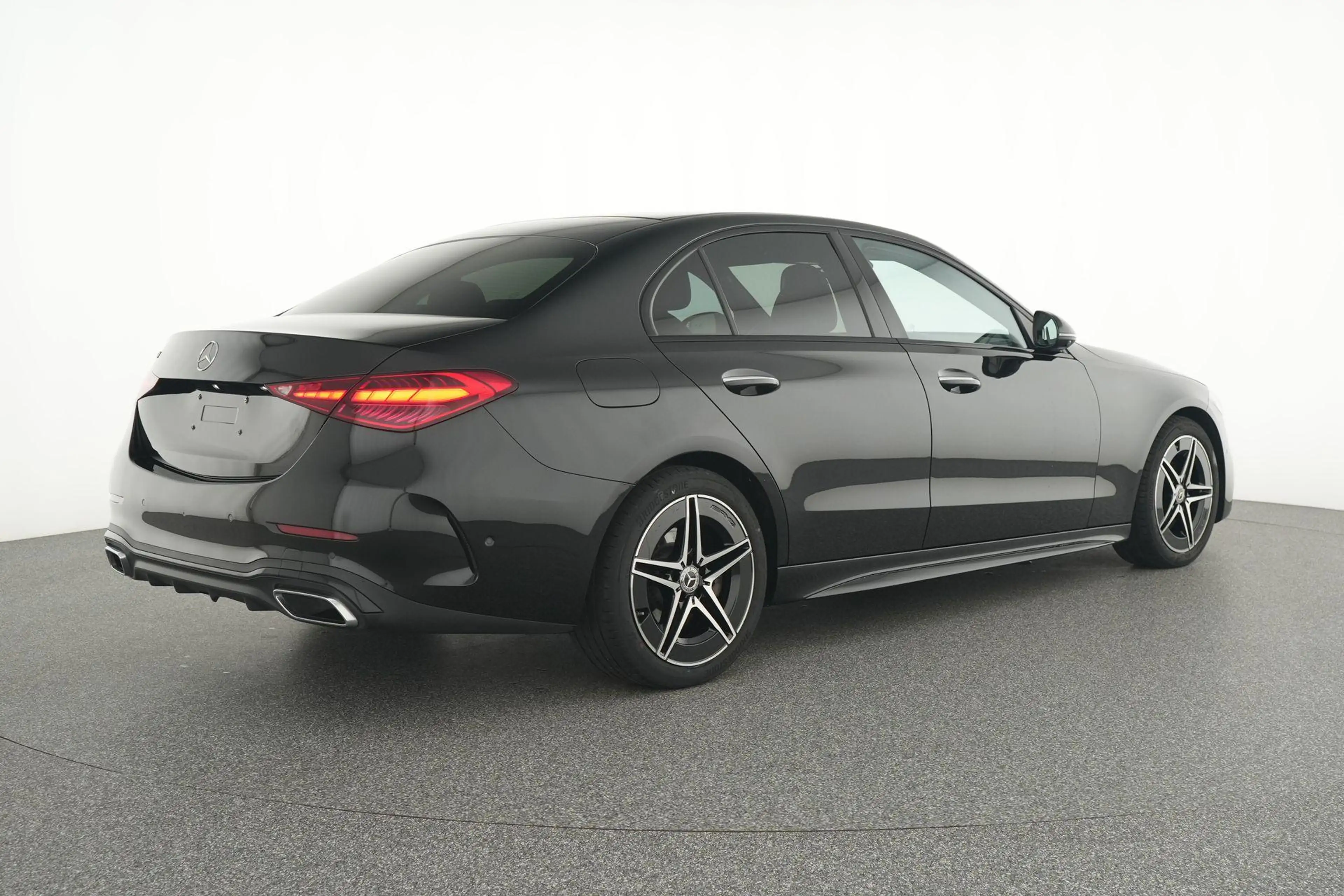 Mercedes-Benz C 180 AMG Line C 180 — photo 4