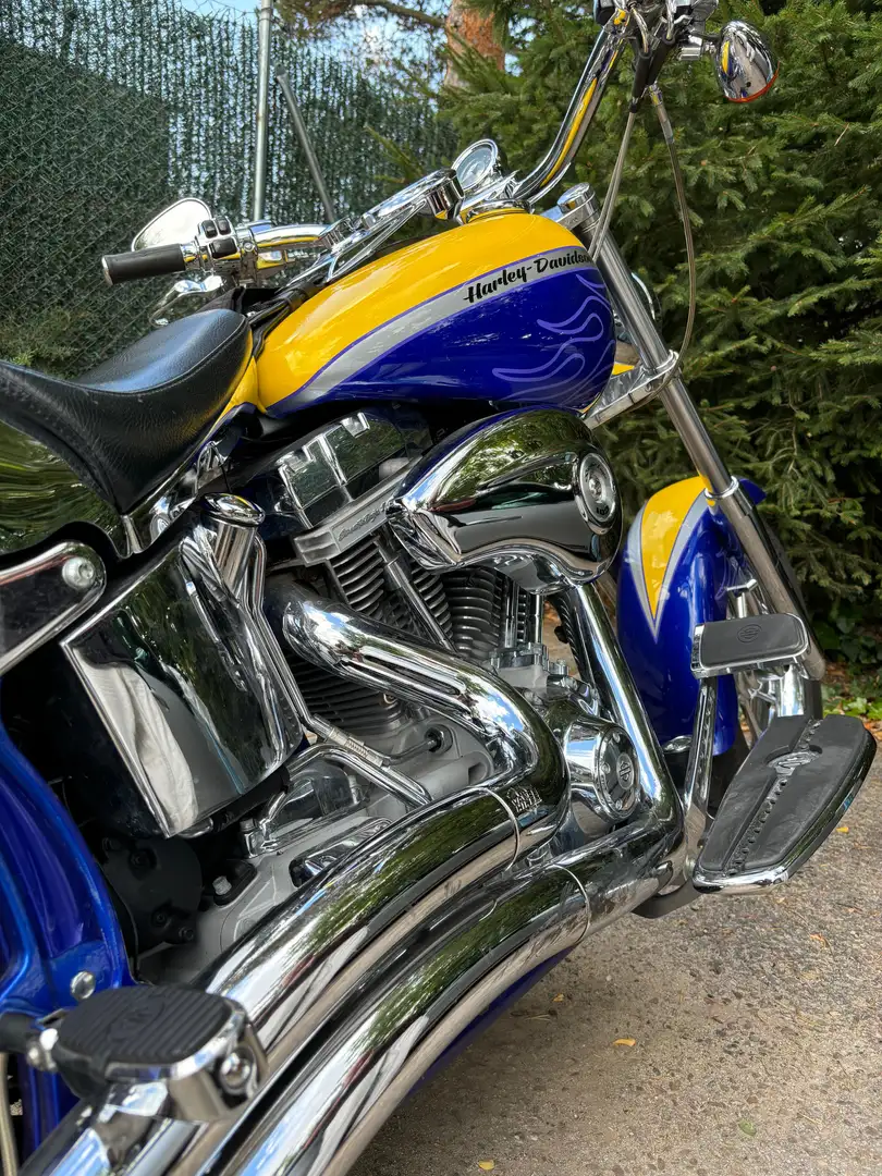 Harley-Davidson Fat Boy Screamin eagle Amarillo - 2
