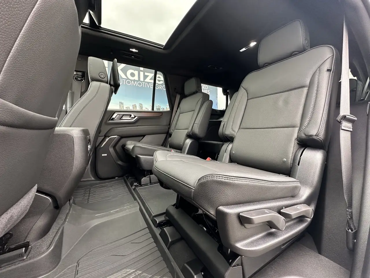 GMC Yukon снимка GMC Yukon