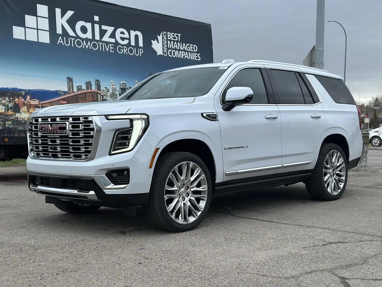 GMC Yukon снимка GMC Yukon