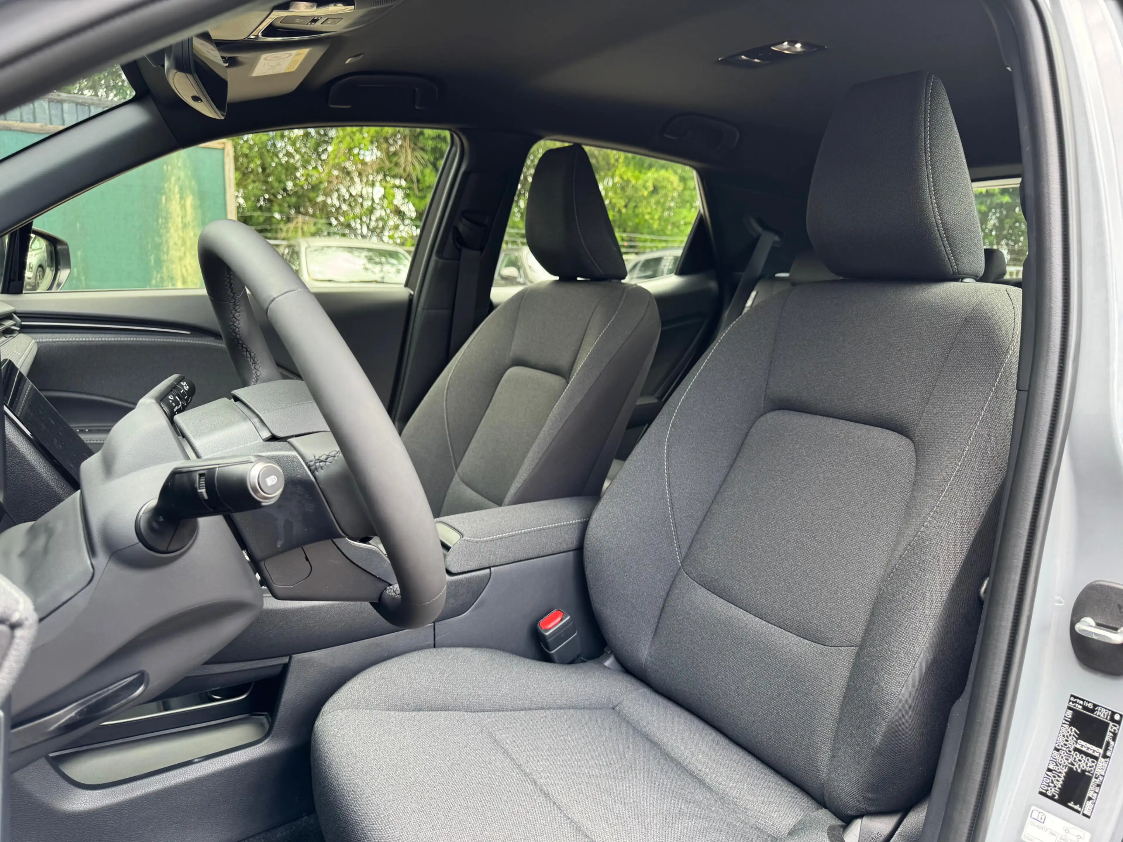 Lexus LBX Business Line Limited 2WD — photo 13