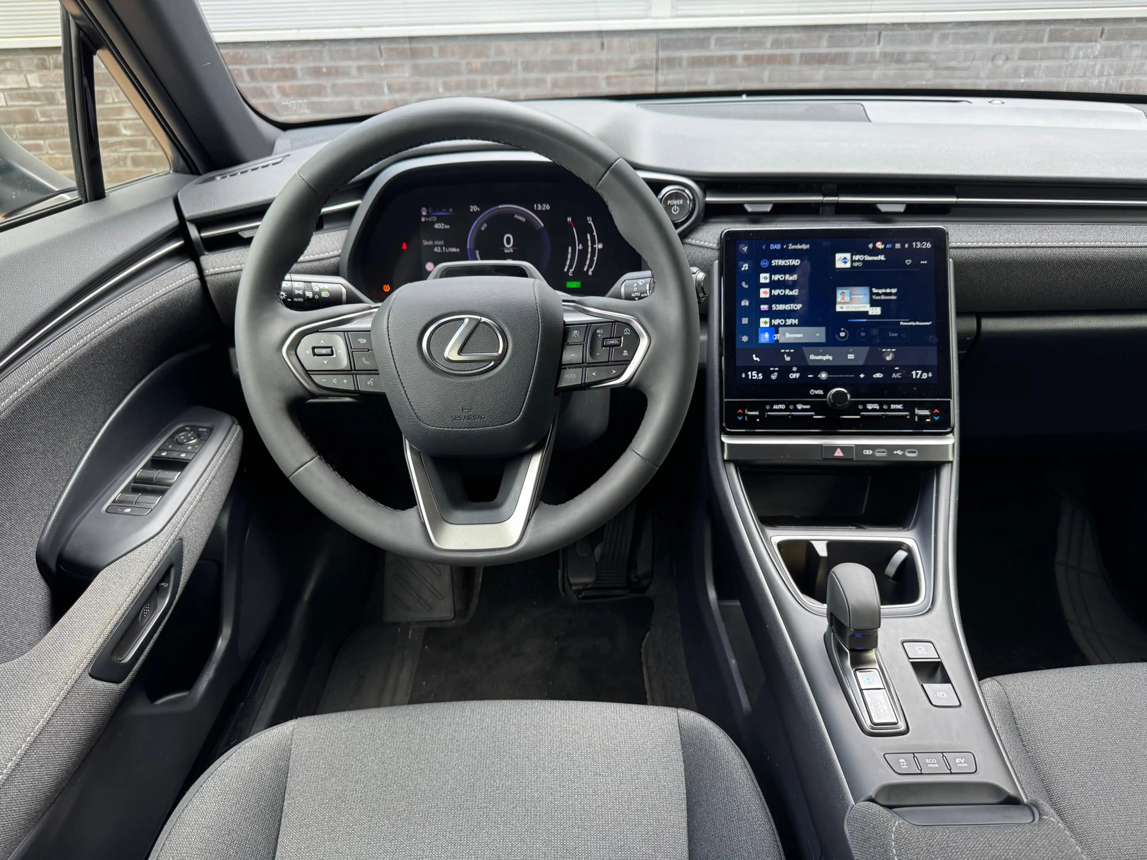 Lexus LBX Business Line Limited 2WD — photo 4
