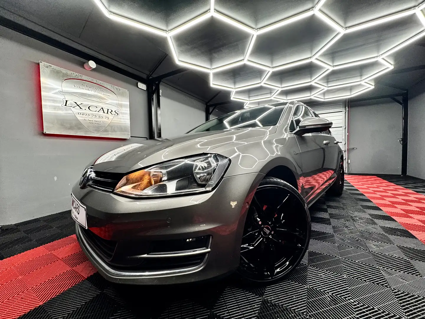 Volkswagen Golf 🔺Golf 1.2 TSI Highline*allstar🔺 Šedá - 1